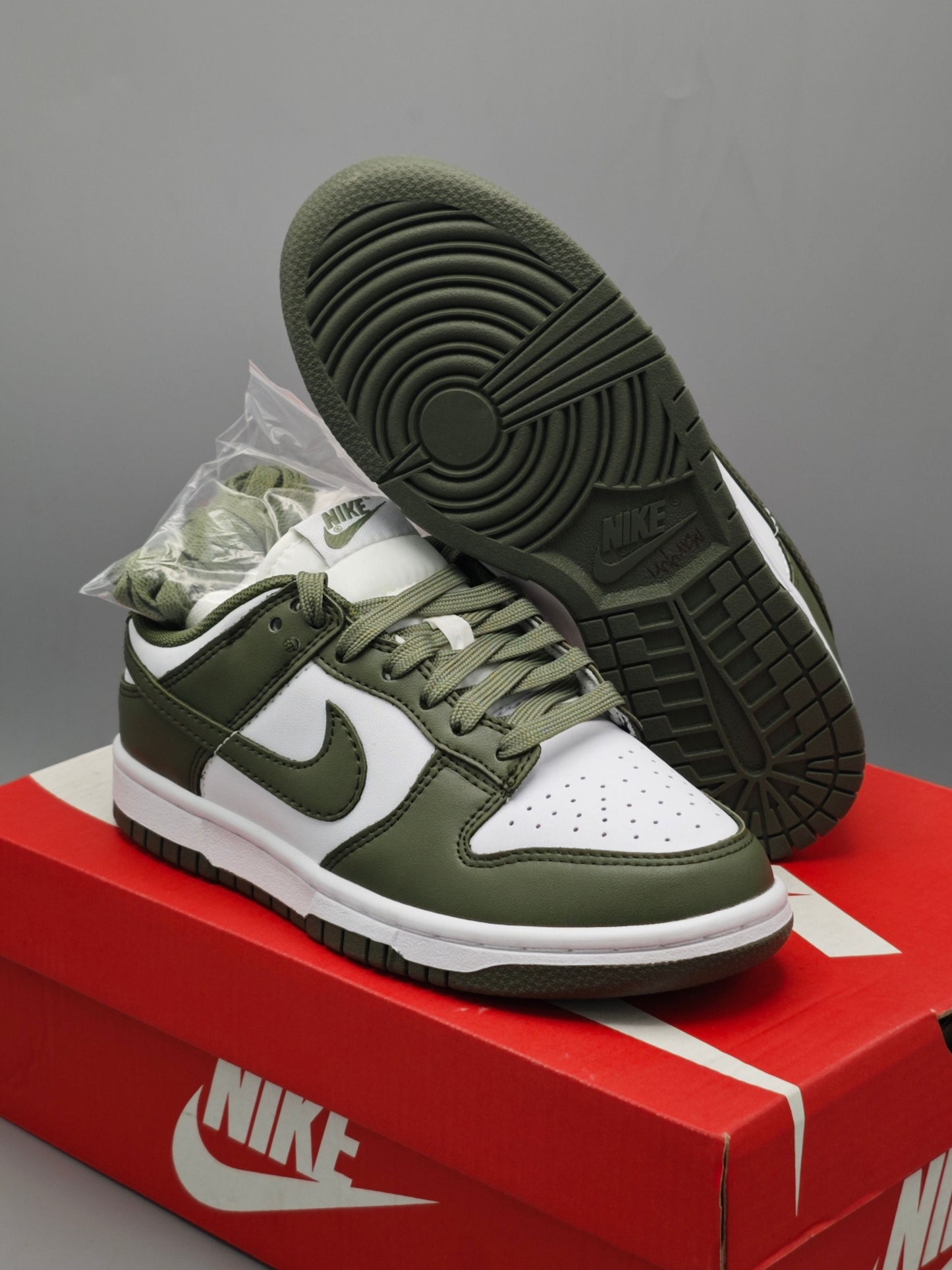 Nike Dunk Low Olive Green