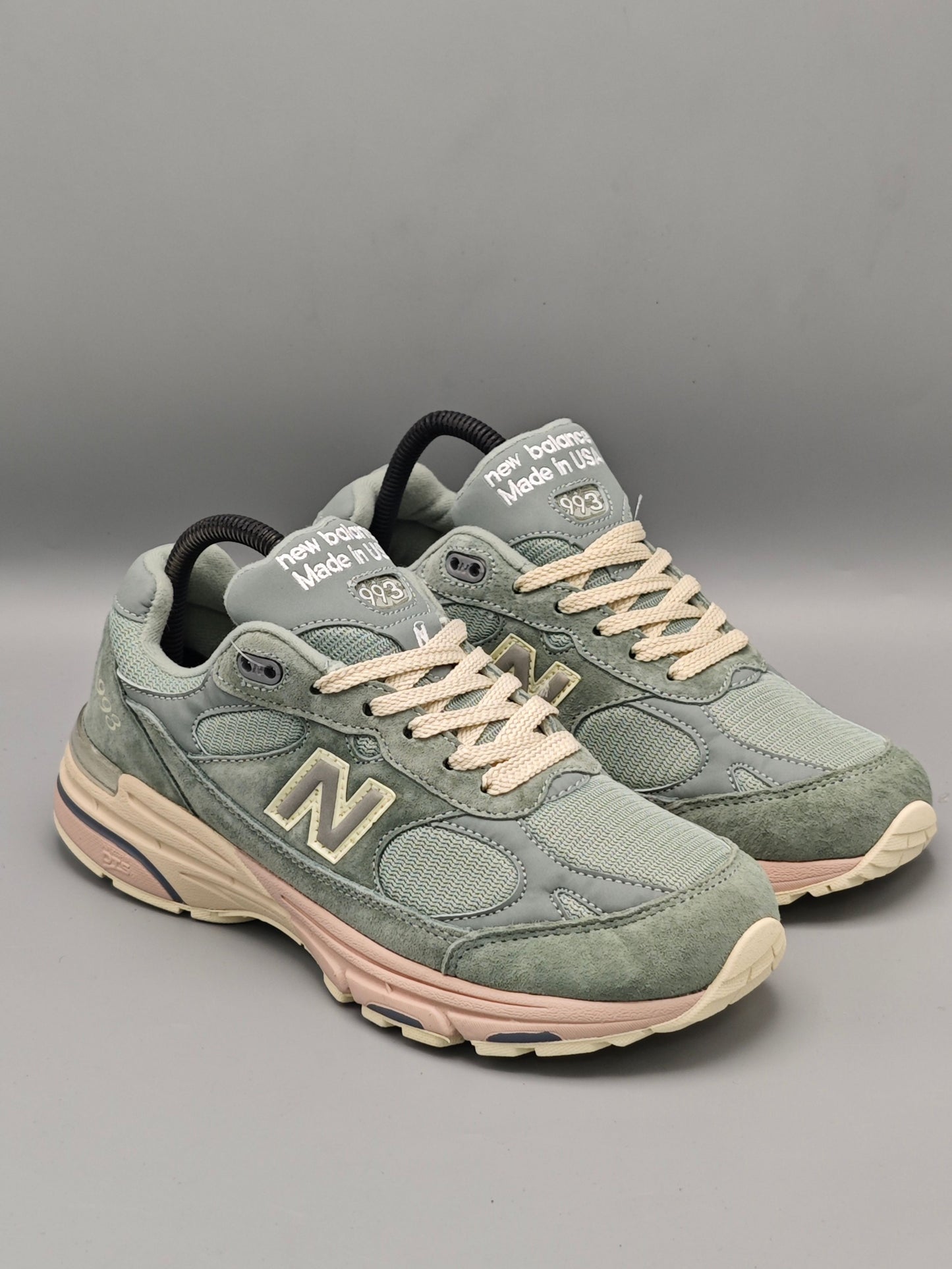 New Balance 993