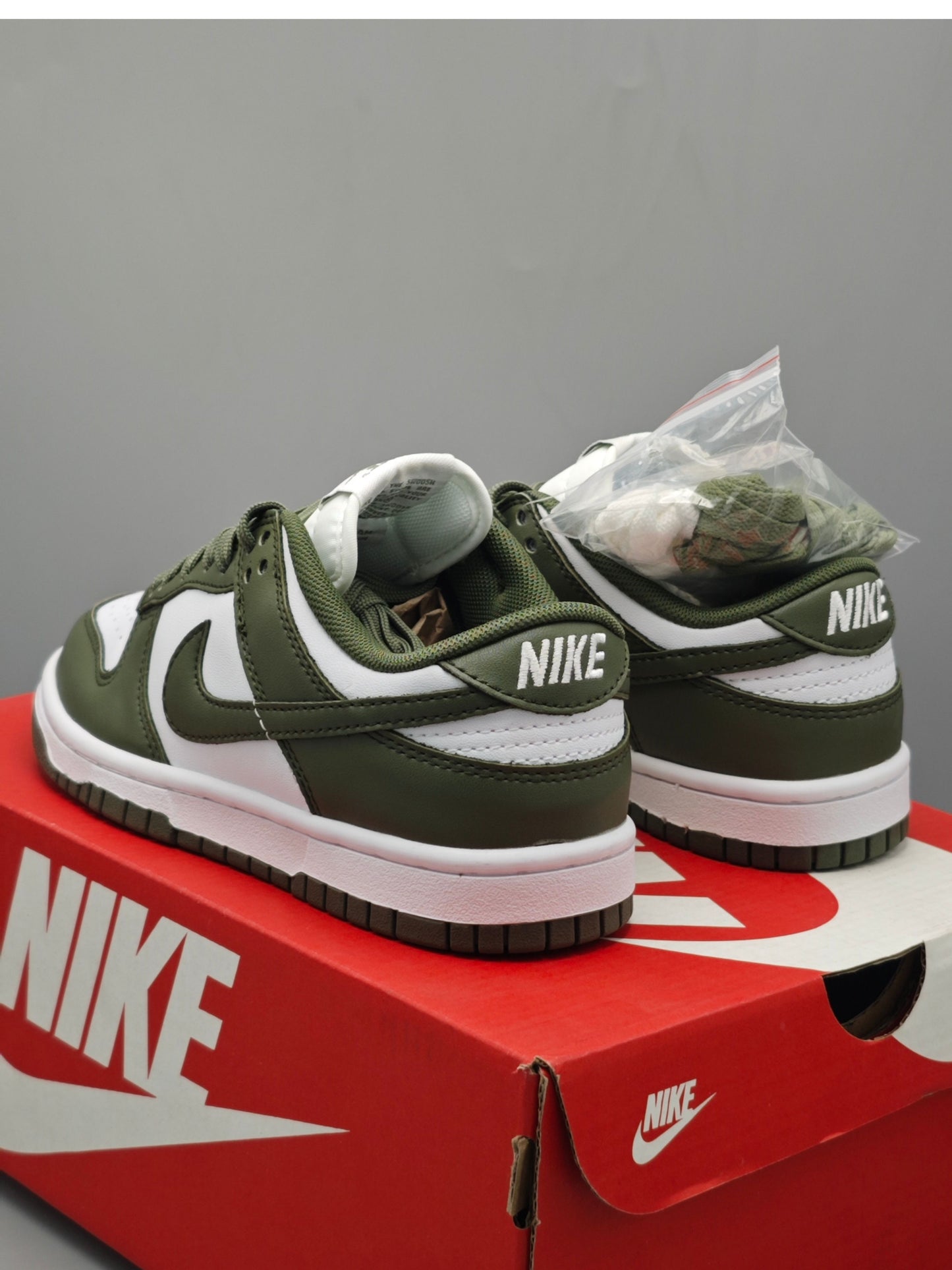 Nike Dunk Low Olive Green