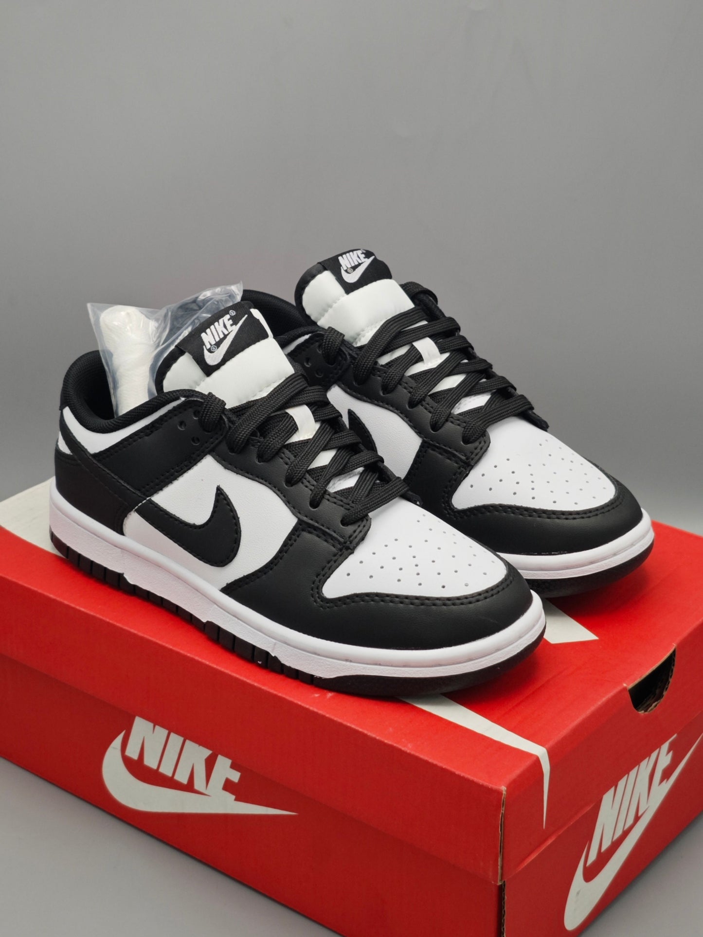 Nike Dunk Low Panda