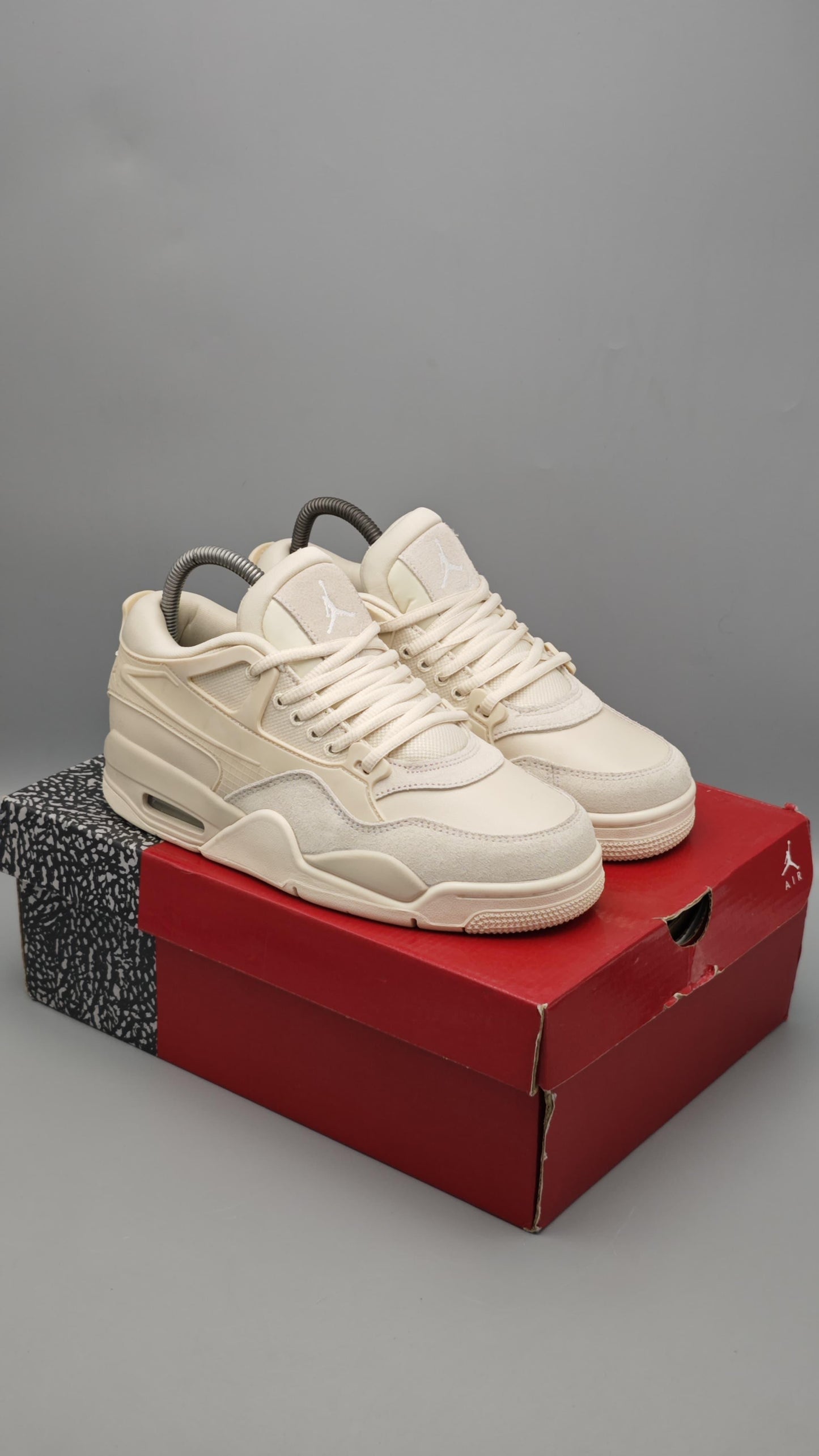 Air Jordan 4 RM