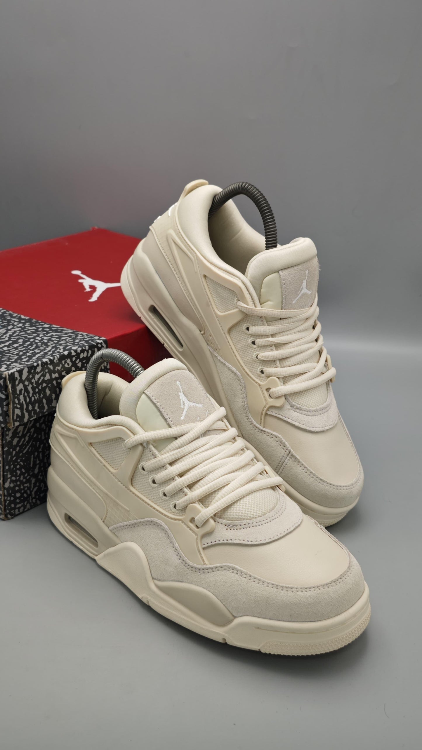 Air Jordan 4 RM
