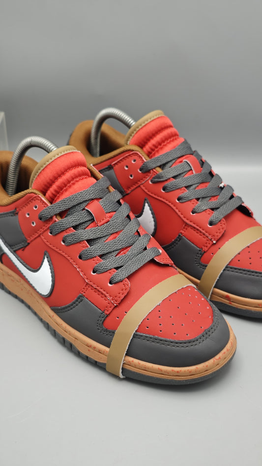 Nike Dunk SB "Dead Pool"