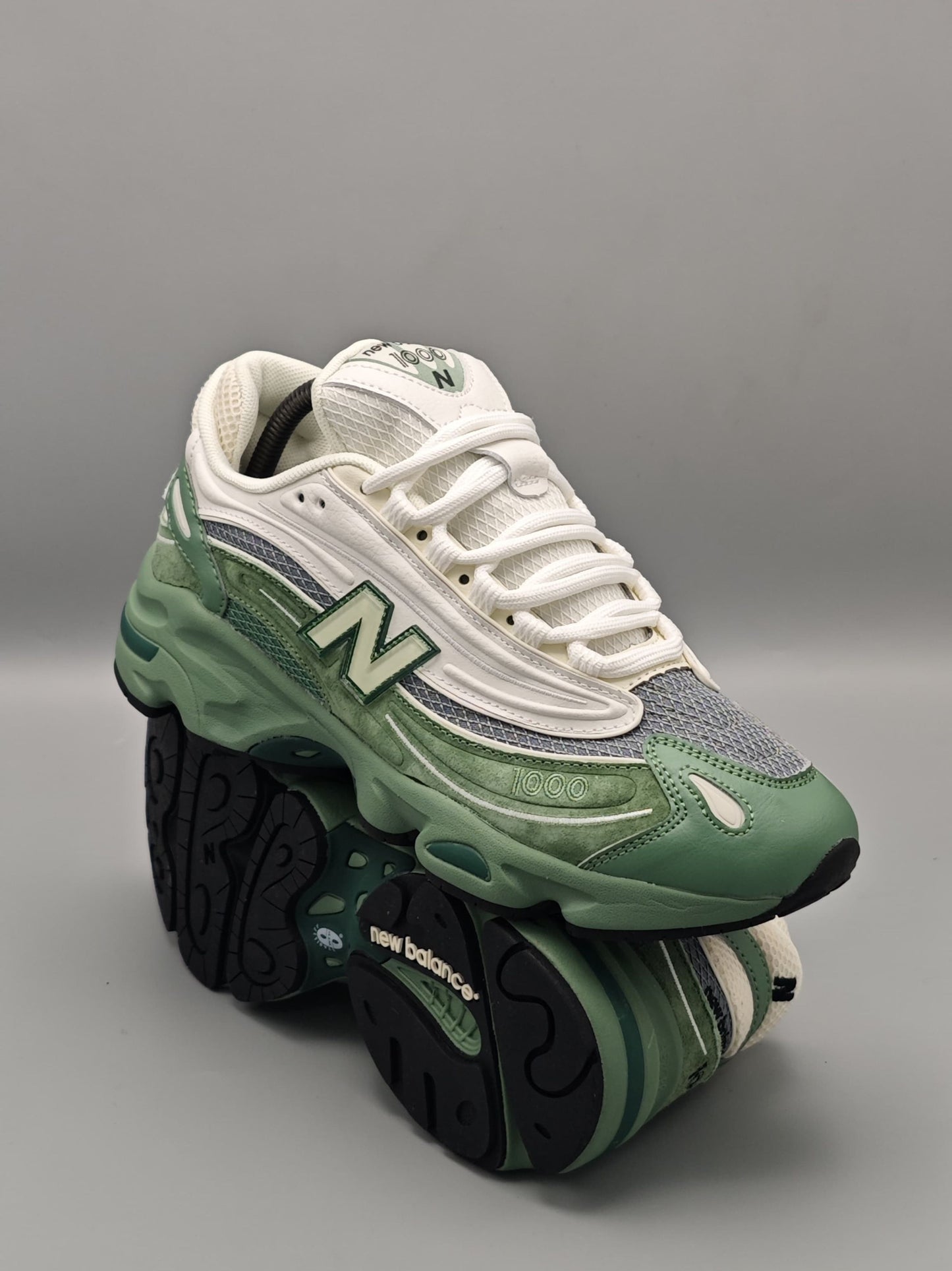 New Balance 1000 Green