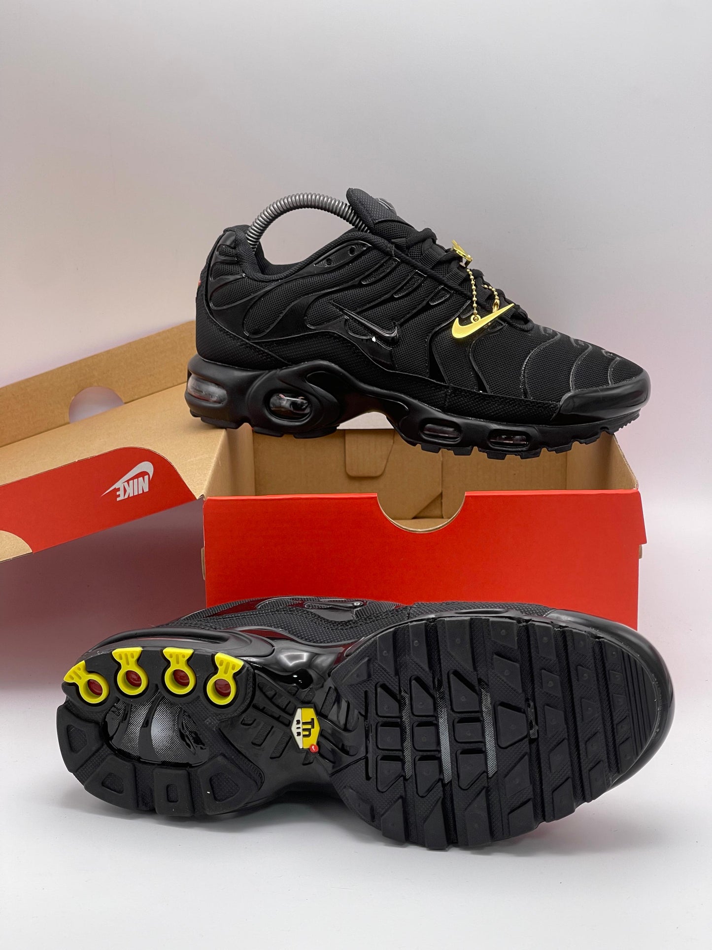 Nike Air Max Plus TN Triple Black