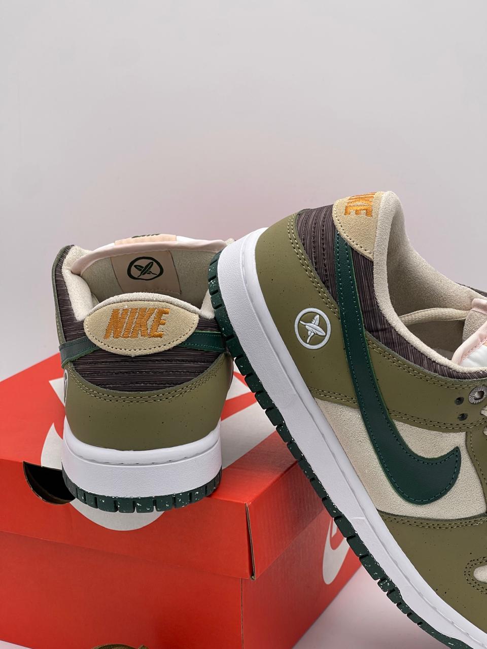 Nike Dunk Low "Olive Cream"