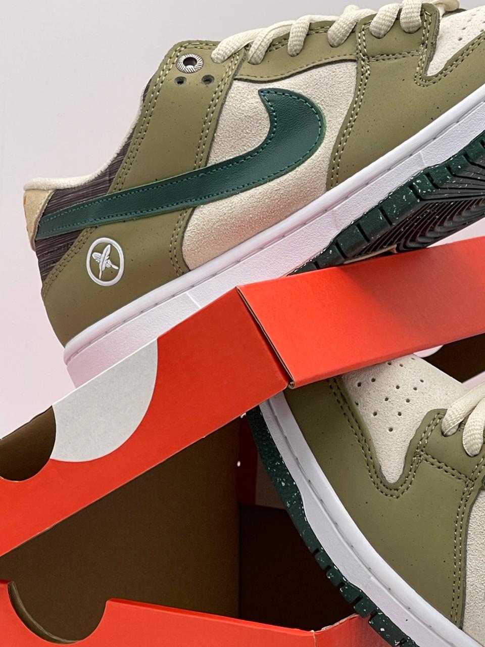Nike Dunk Low "Olive Cream"