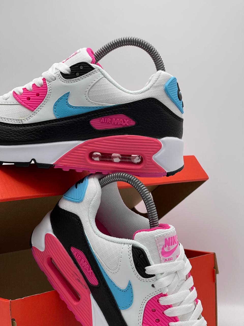 Nike Air Max 90 "Bubblegum Pop"
