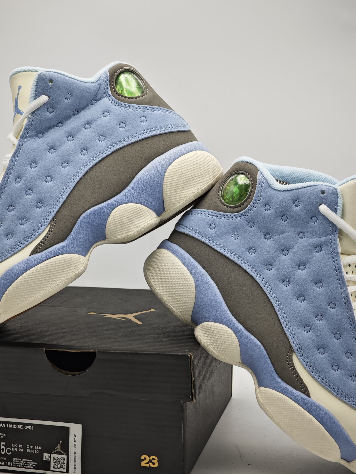 Air Jordan 13 Retro “UNC Blue Grey”
