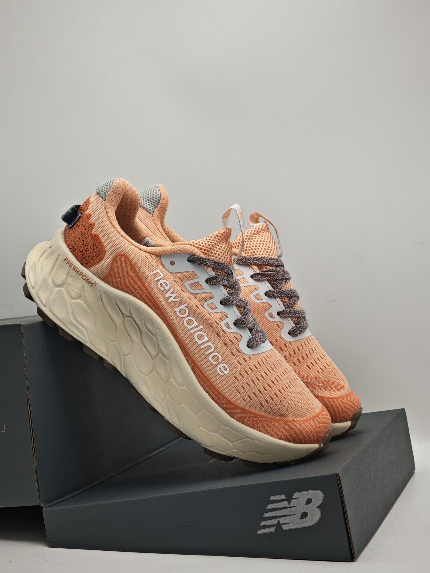 New Balance Fresh Foam X More Trail v3