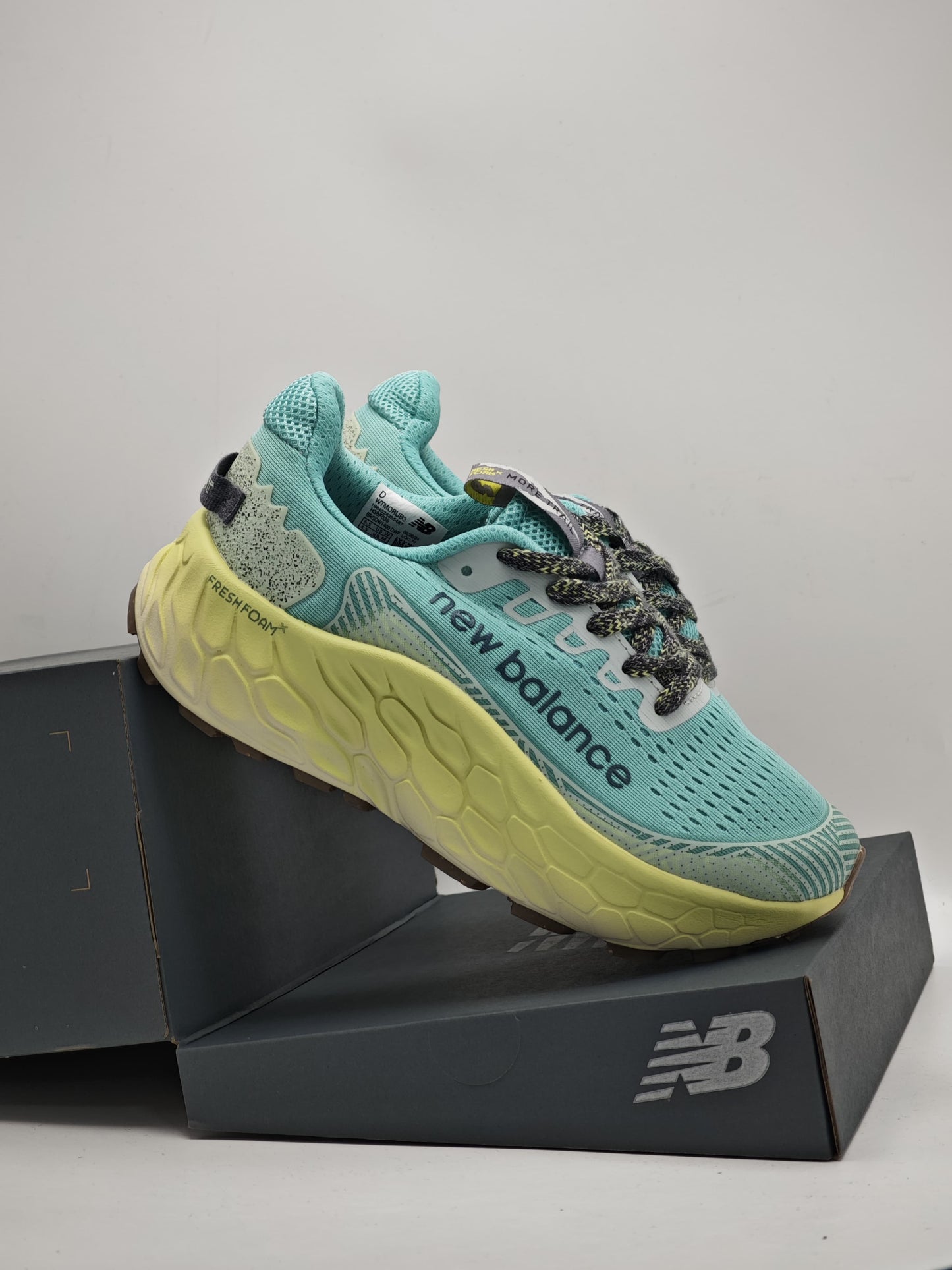 New Balance Fresh Foam X More Trail v3