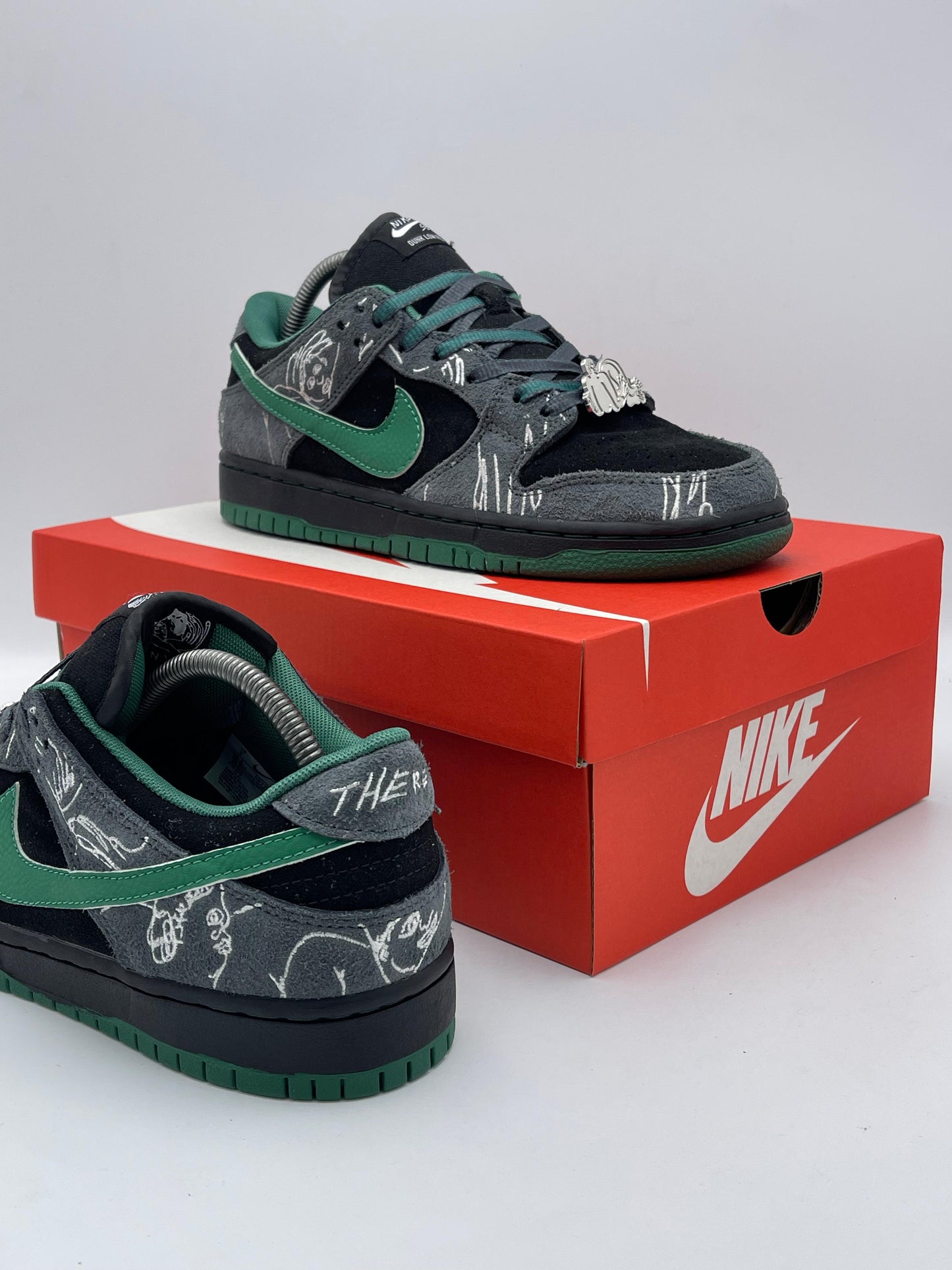 Nike SB Dunk Low Edición Especial Verde y Negro