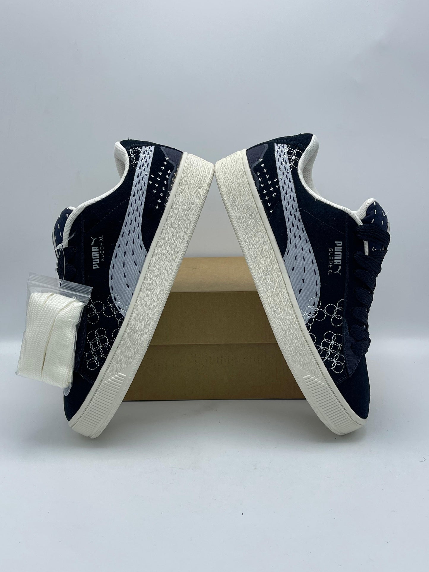 Puma Suede XL Negro Bordado