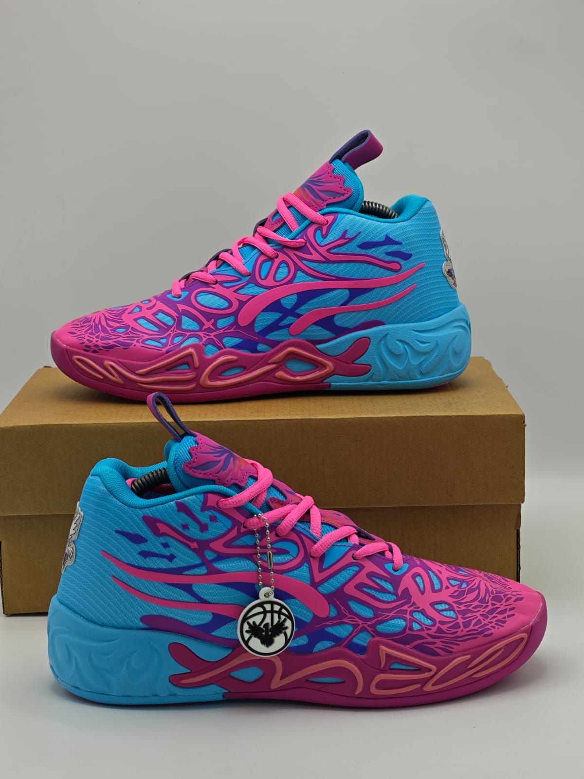 Li-Ning Jimmy Butler "Miami Vice" Edition