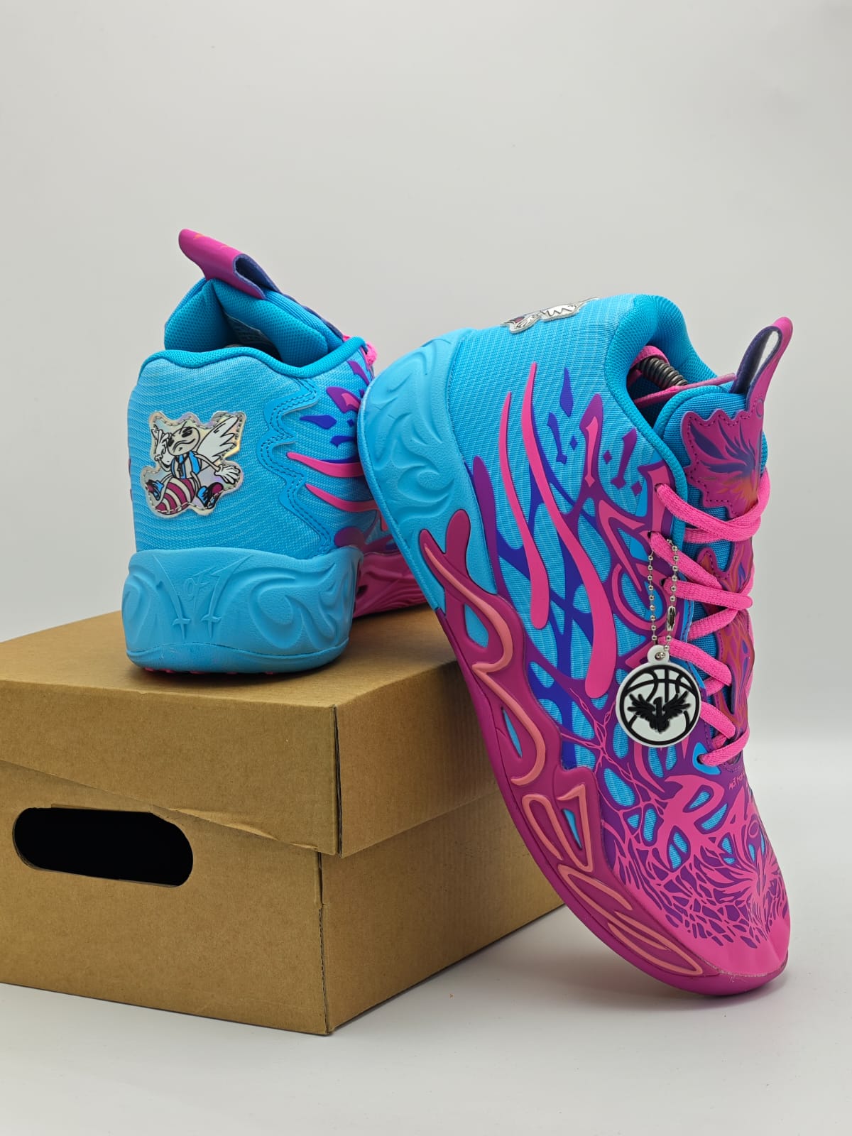 Li-Ning Jimmy Butler "Miami Vice" Edition