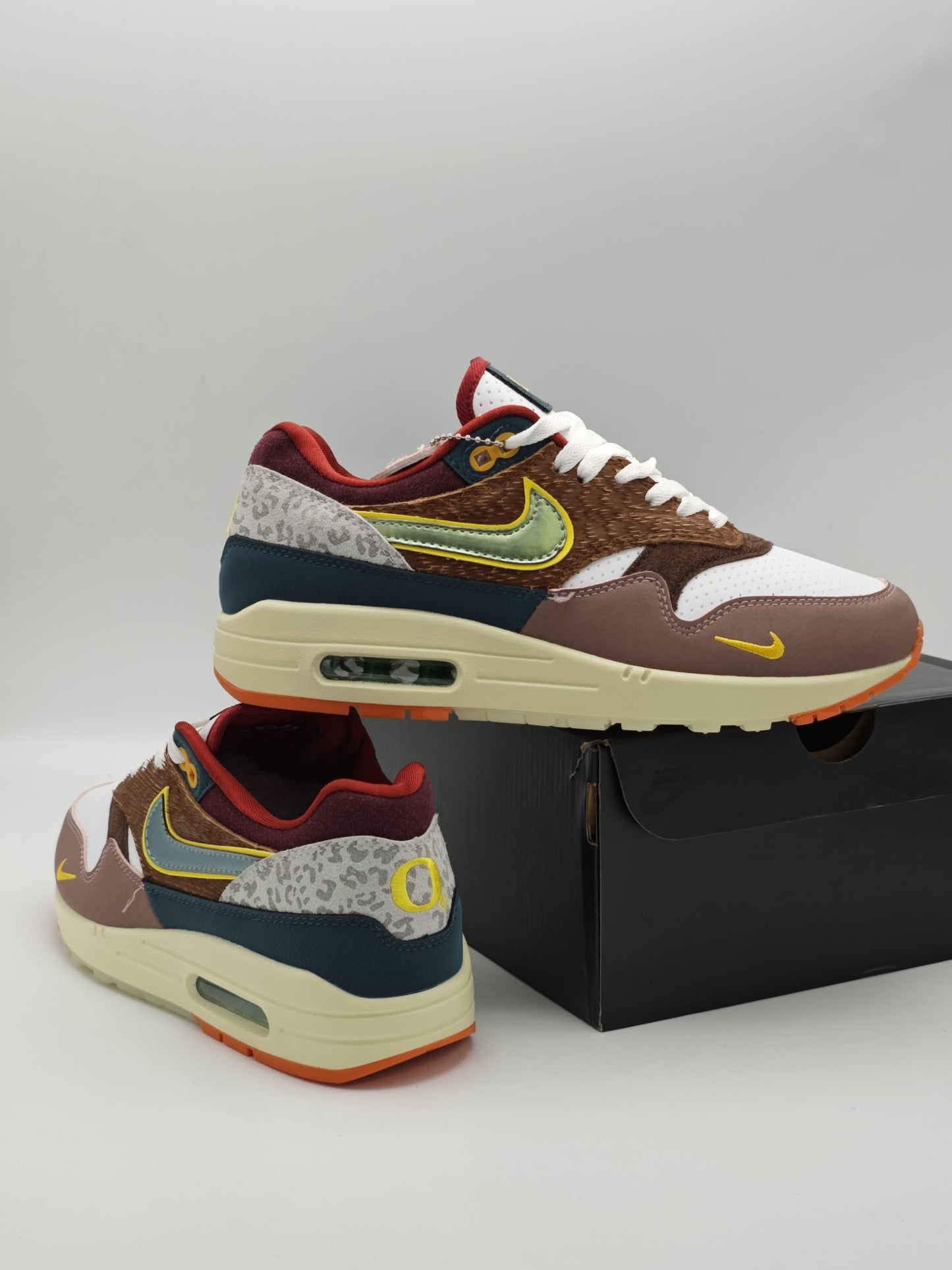 Nike Air Max 1 "Doernbecher x DOAF"
