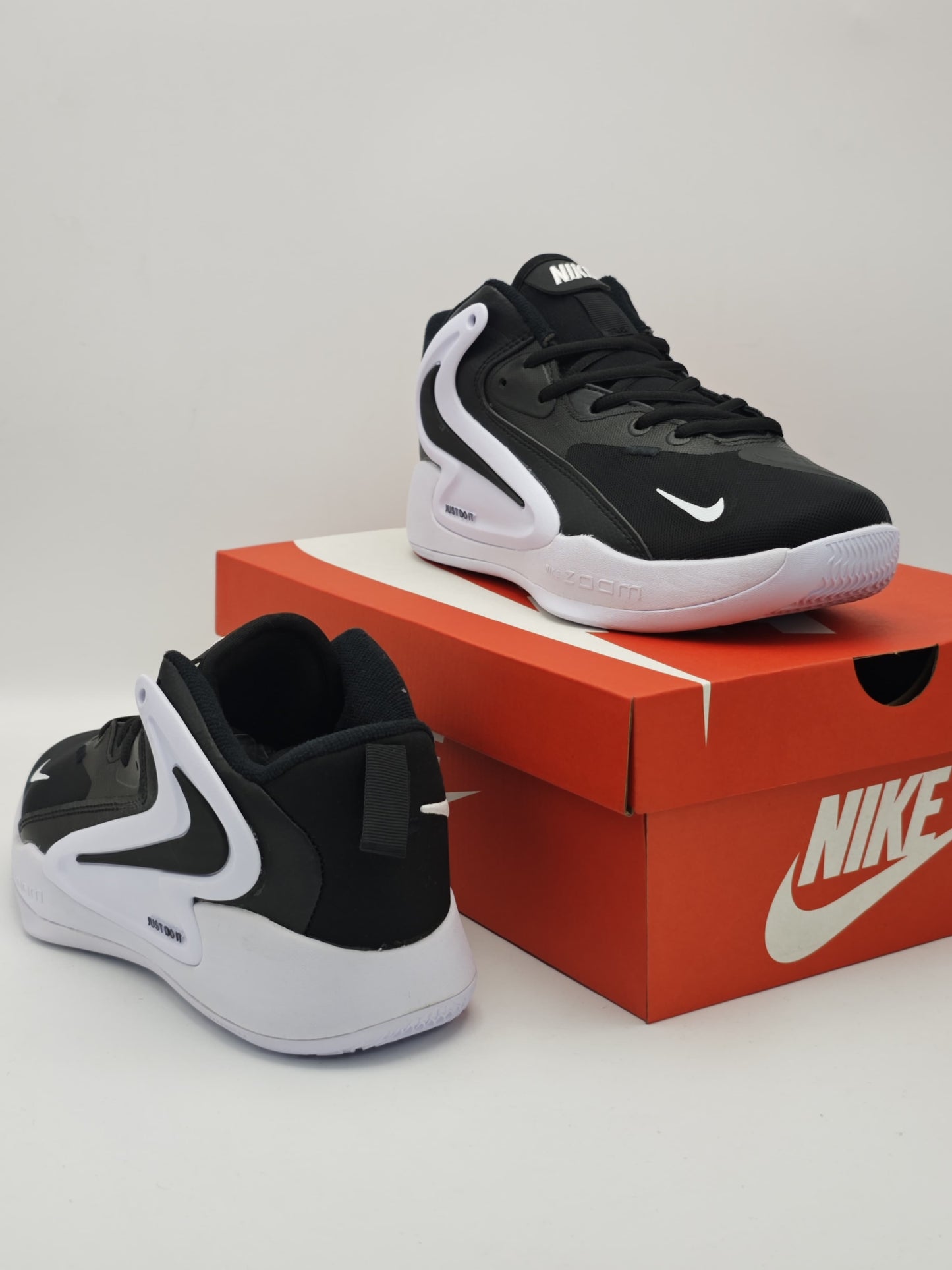 Nike Zoom Freak 4 “Black/White”