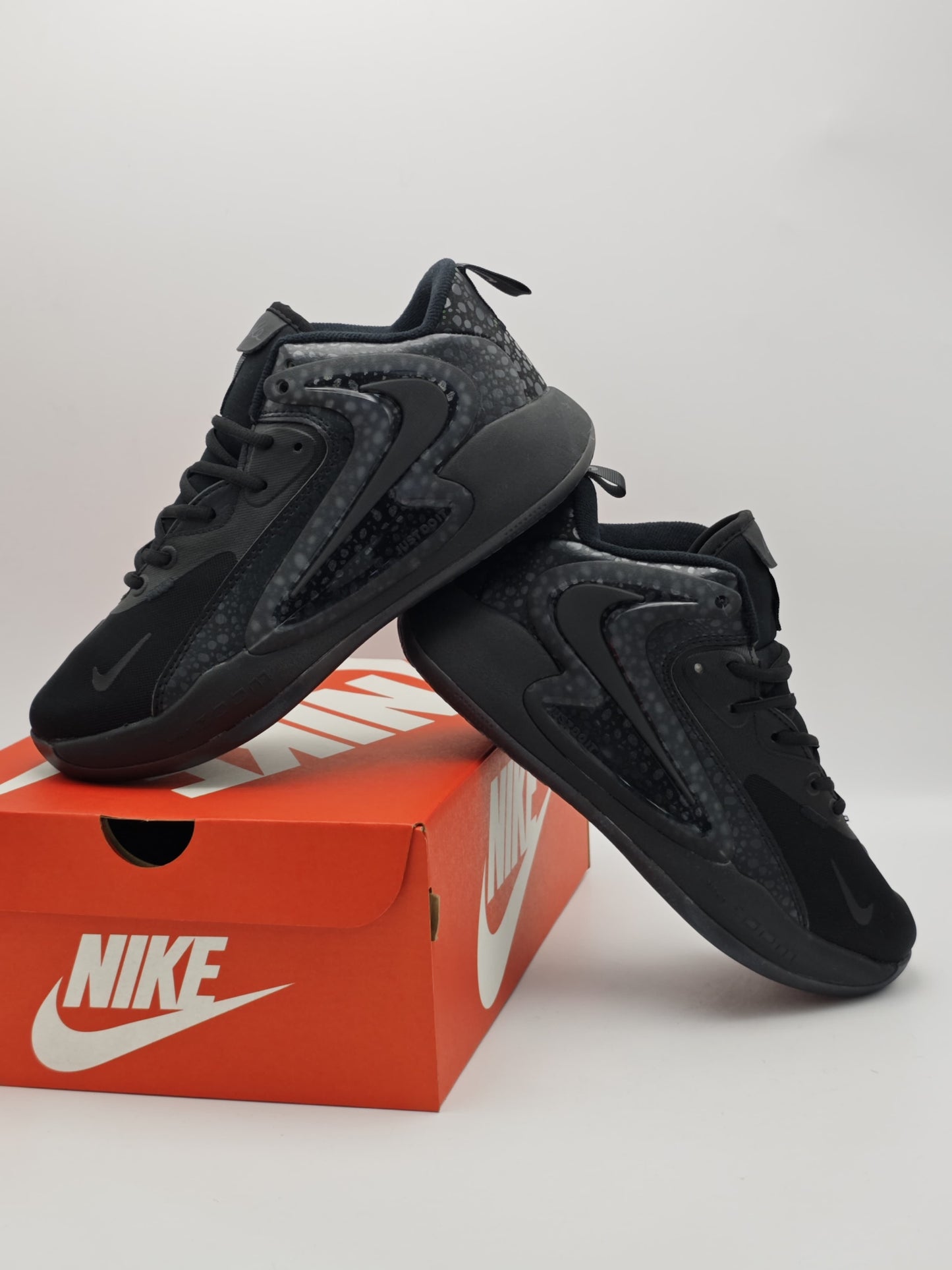 Nike Zoom Freak 4 “All Black”