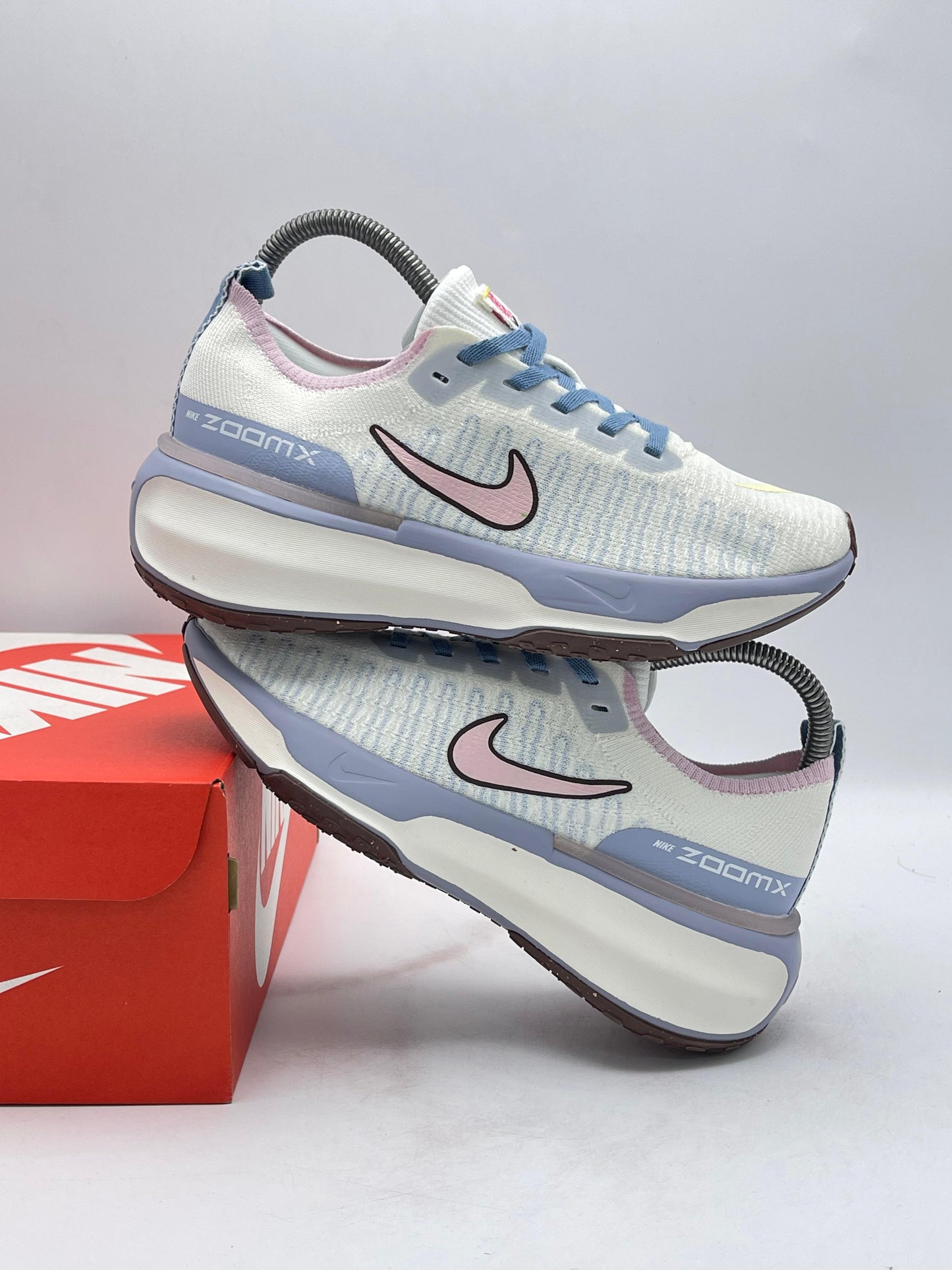 Nike ZoomX Flyknit 3 White Pink Blue