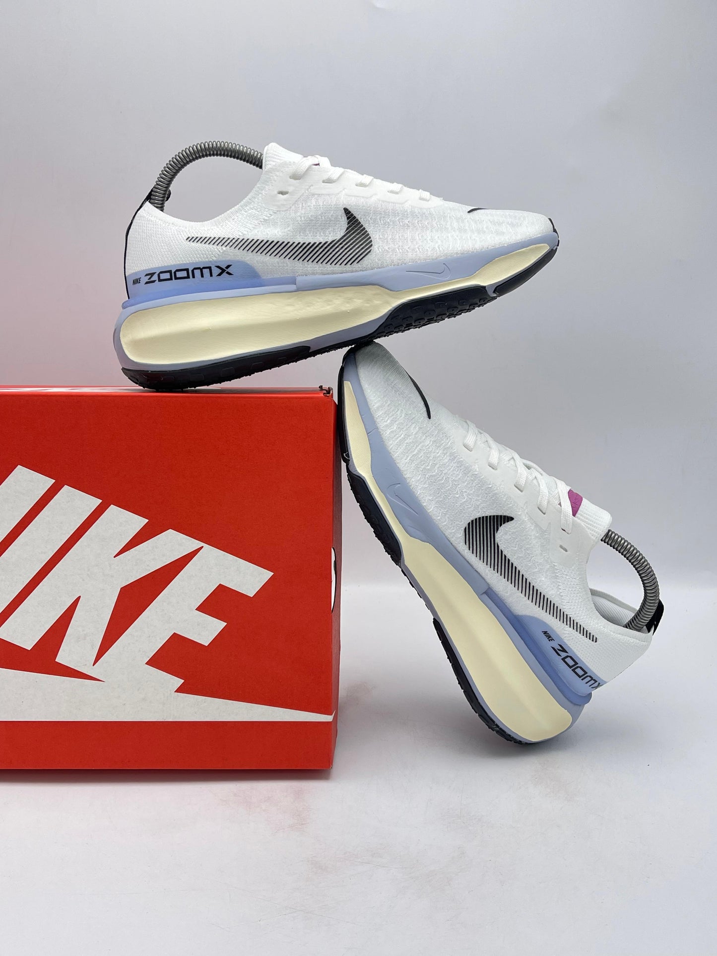 Nike ZoomX Vaporfly White Black