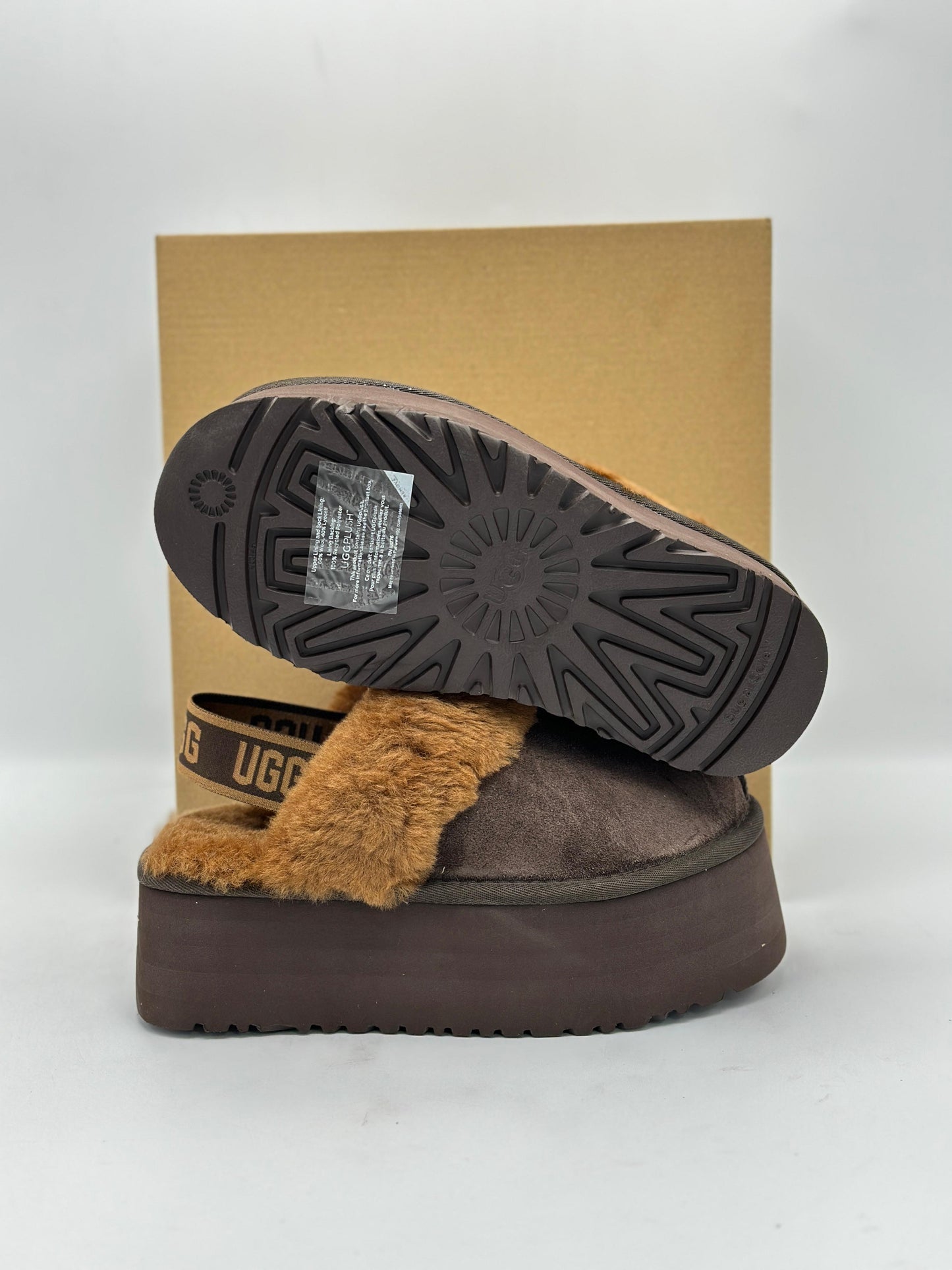 UGG Classic Platform Slippers