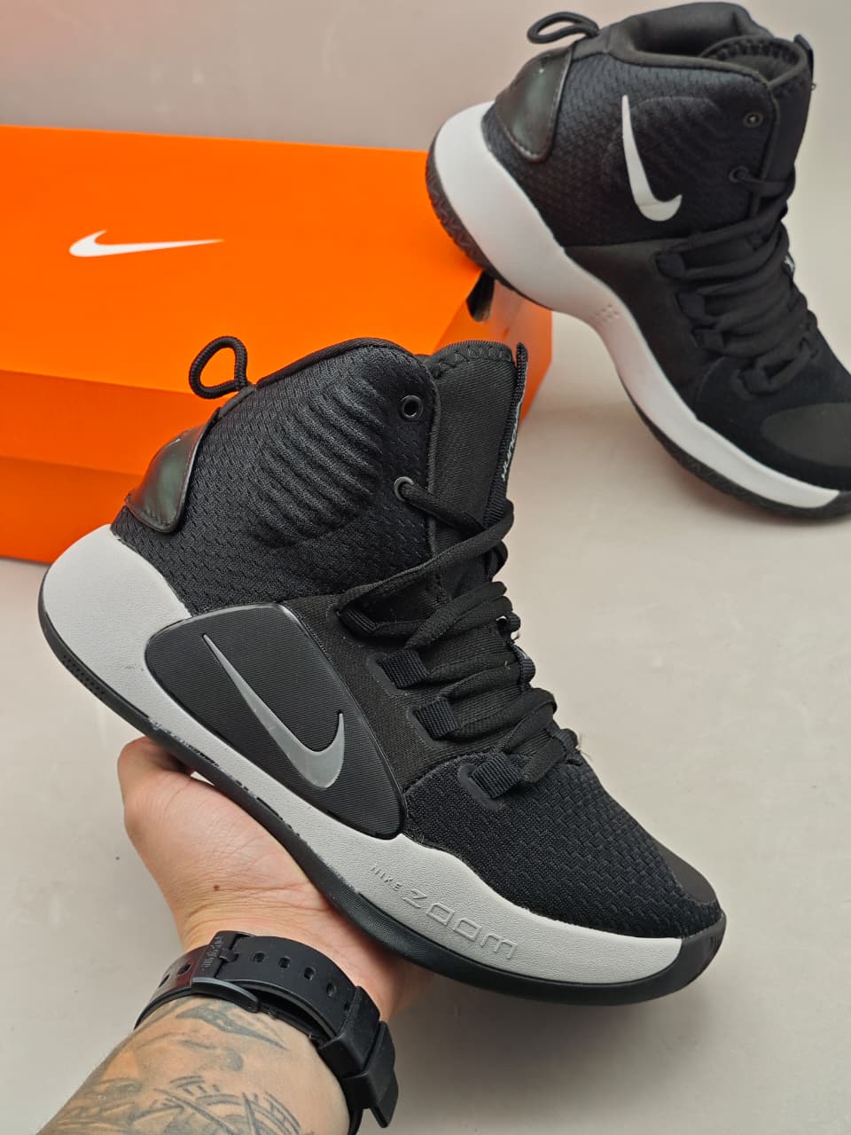 Nike Zoom Rev Black Edition
