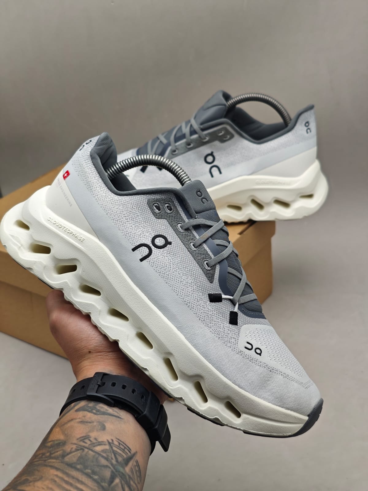 ON Cloudsurfer