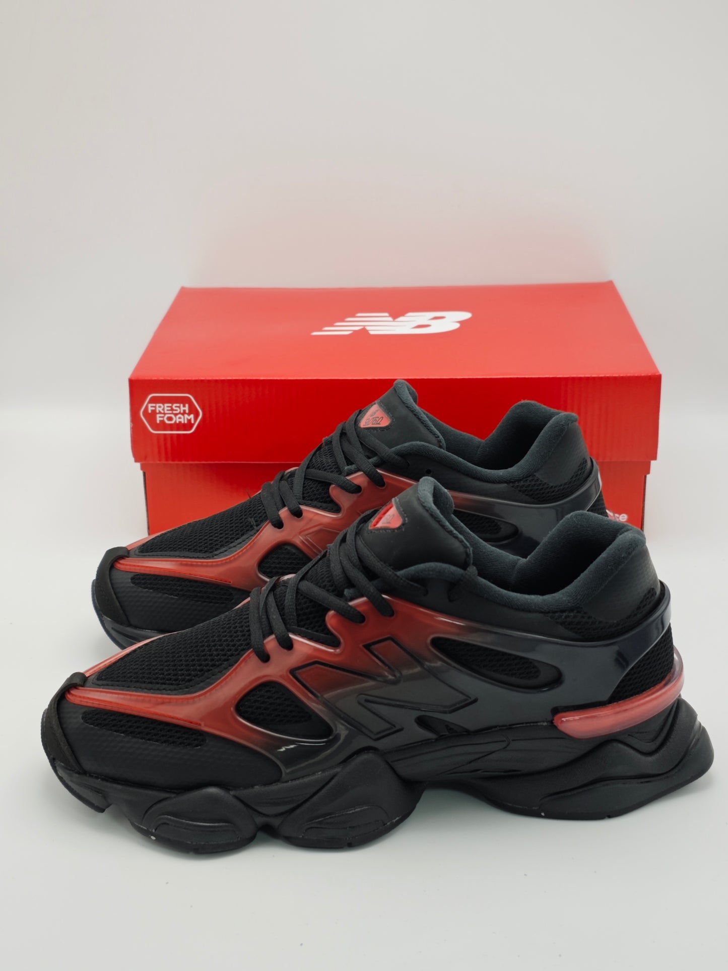 New Balance 9060
