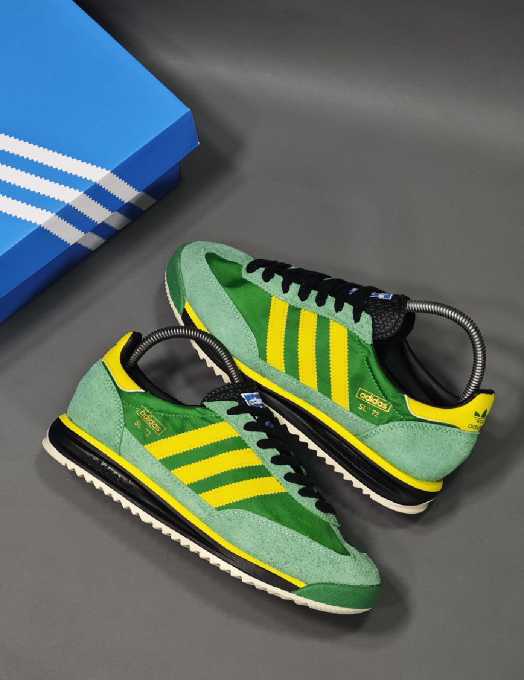 Adidas SL 72