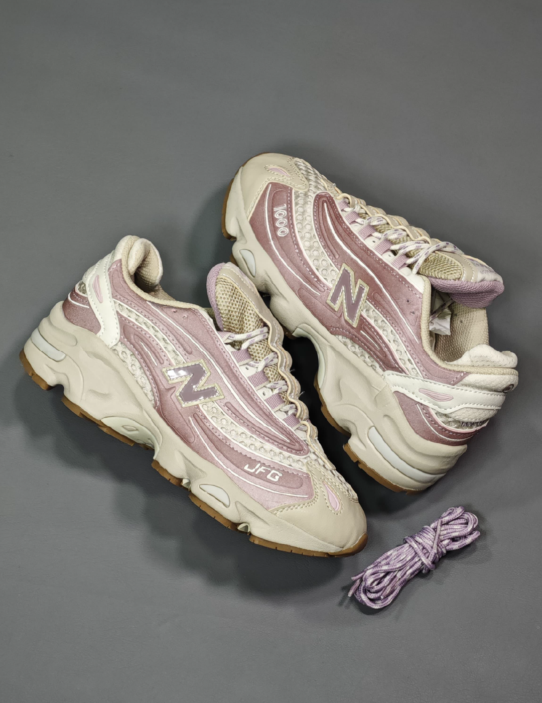 New Balance 1000