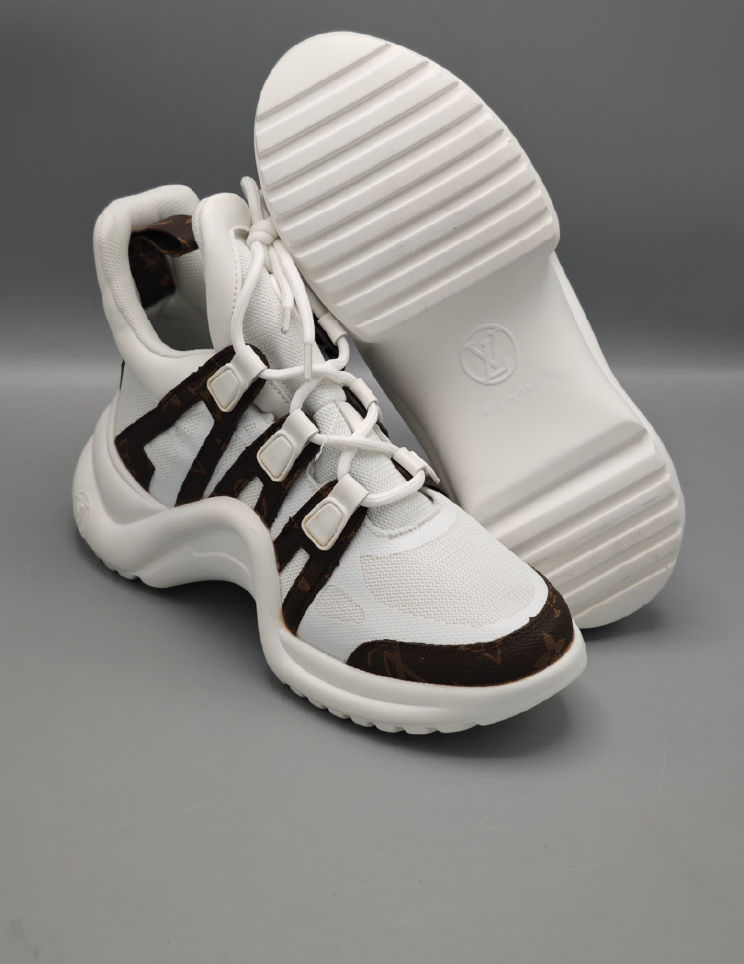 Louis Vuitton Arc light