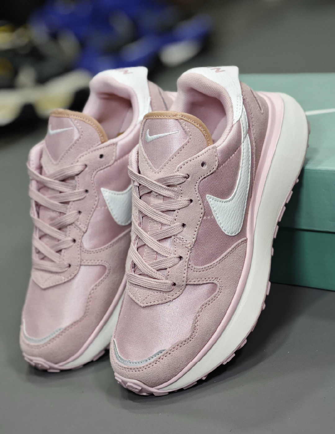 Nike Phoenix Waffle