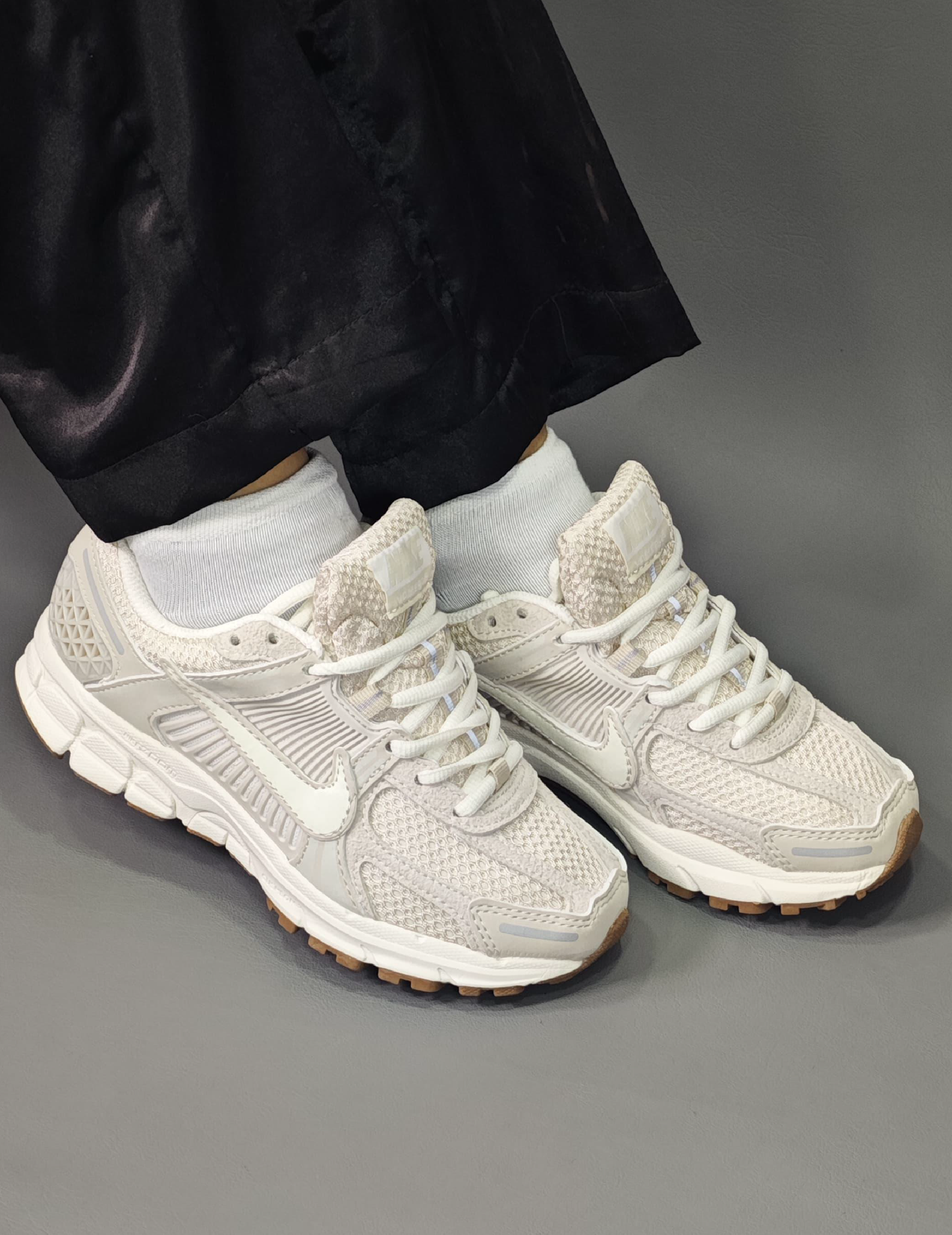 Nike Zoom Vomero 5 Light Orewood Brown