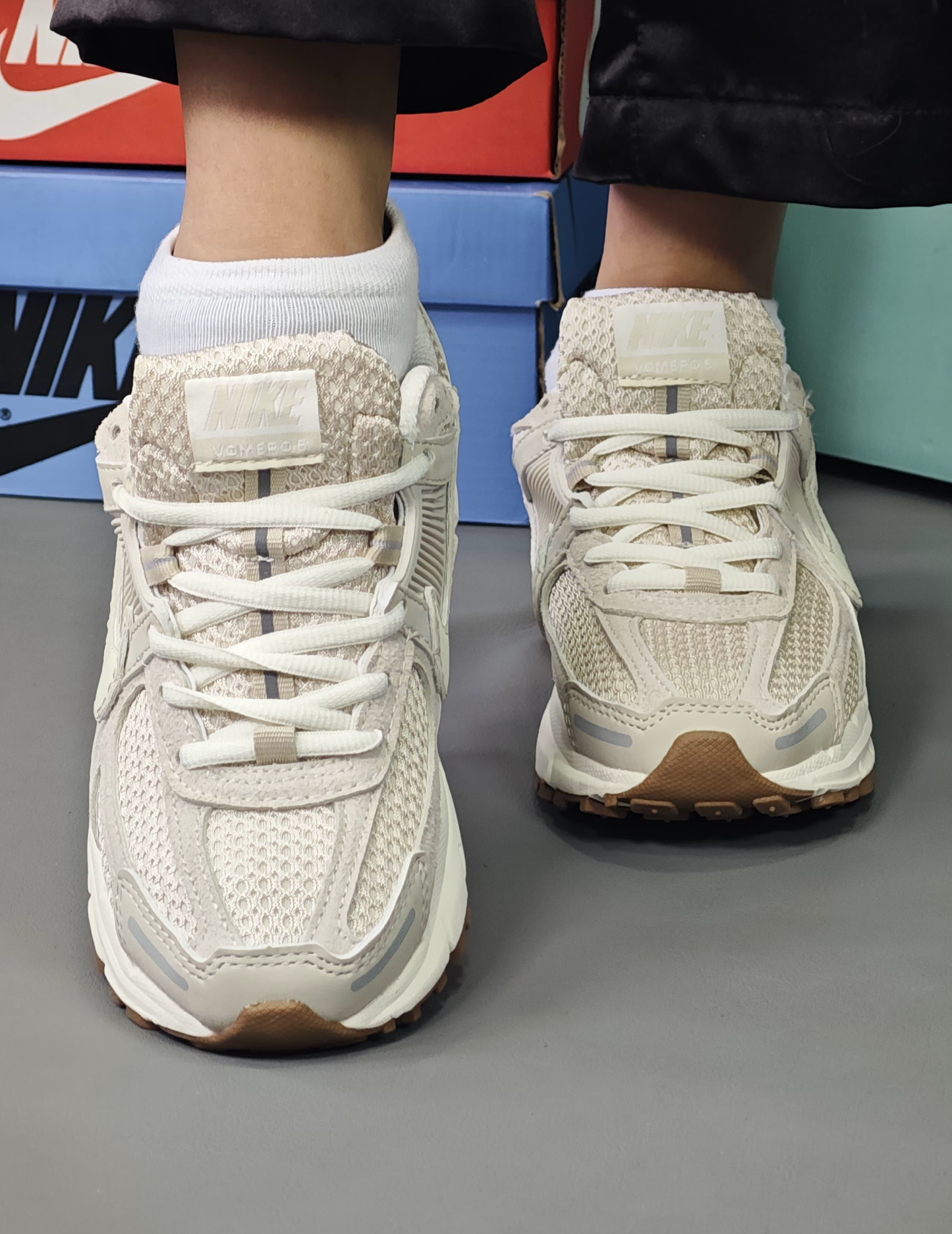 Nike Zoom Vomero 5 Light Orewood Brown