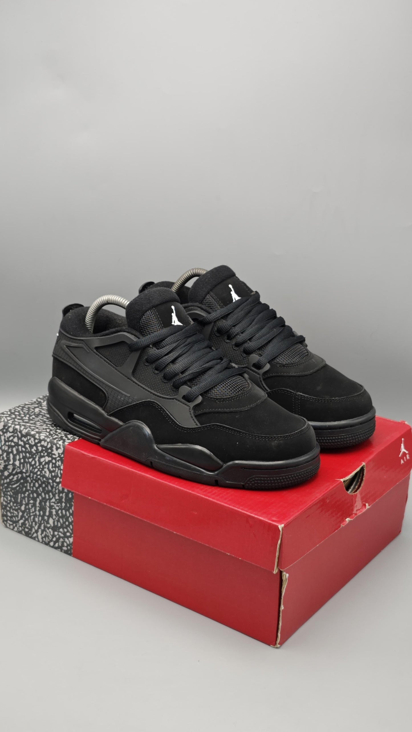 Air Jordan 4 RM