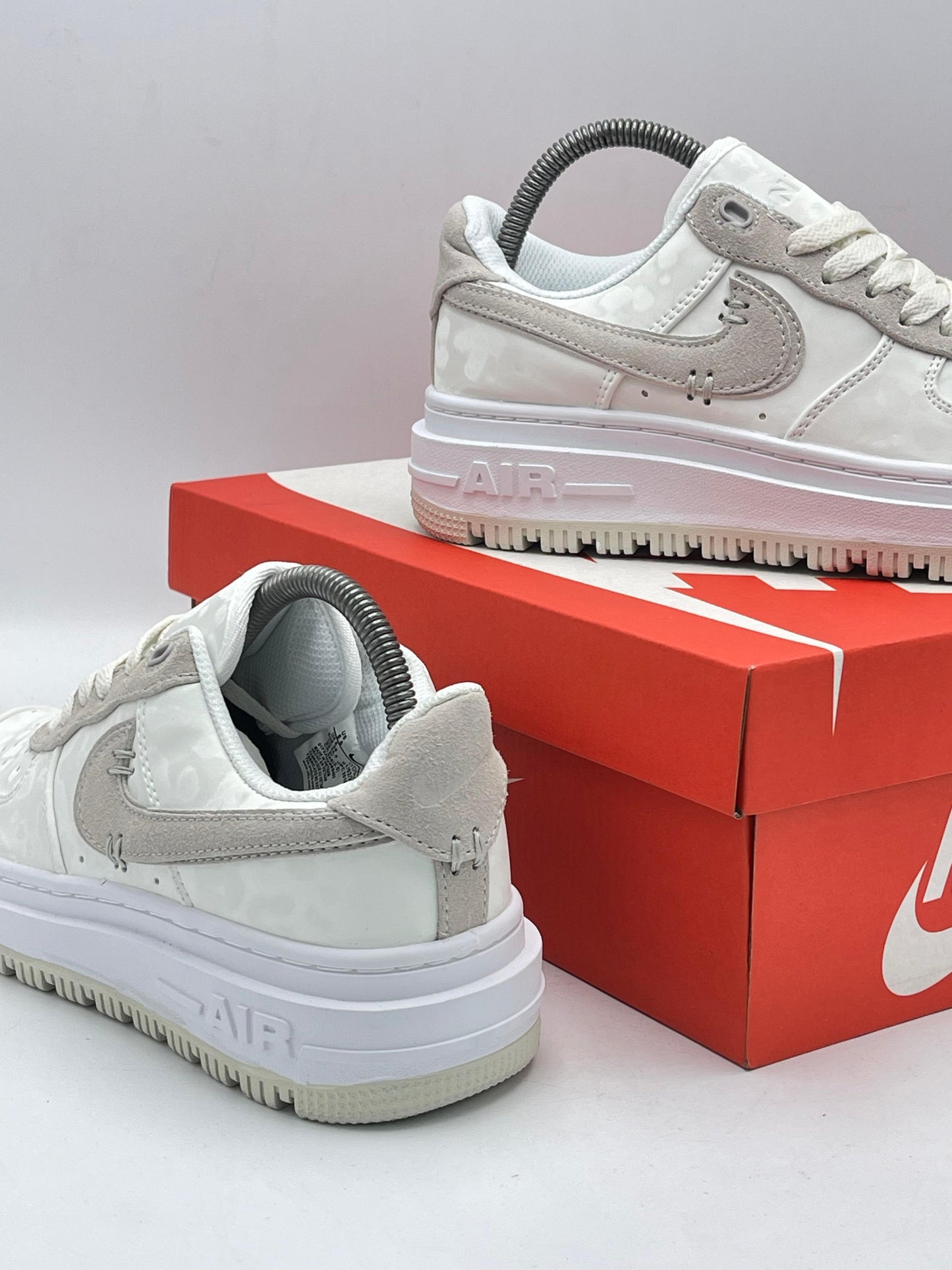 Nike Air Force 1 Shadow White Grey