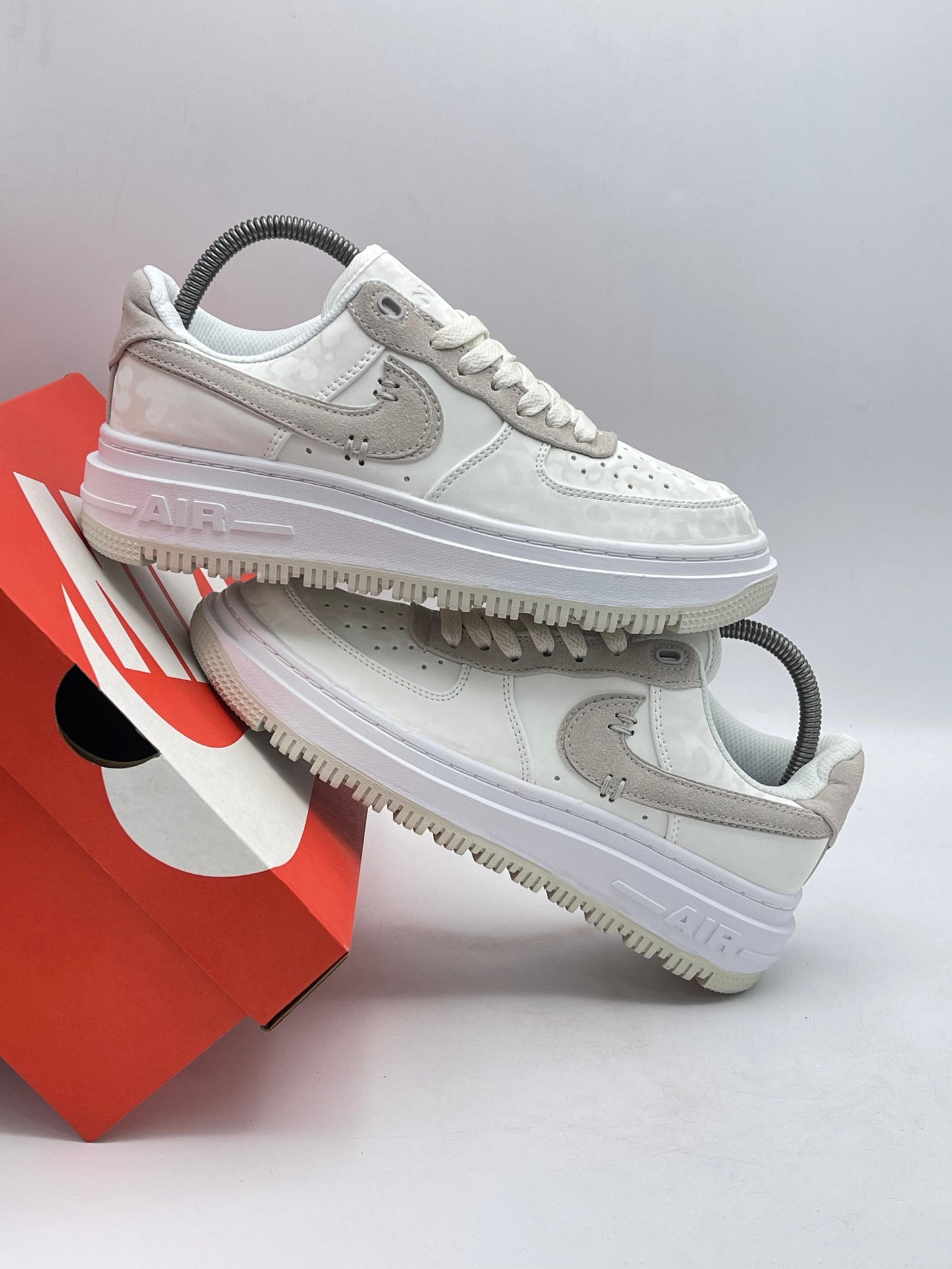 Nike Air Force 1 Shadow White Grey