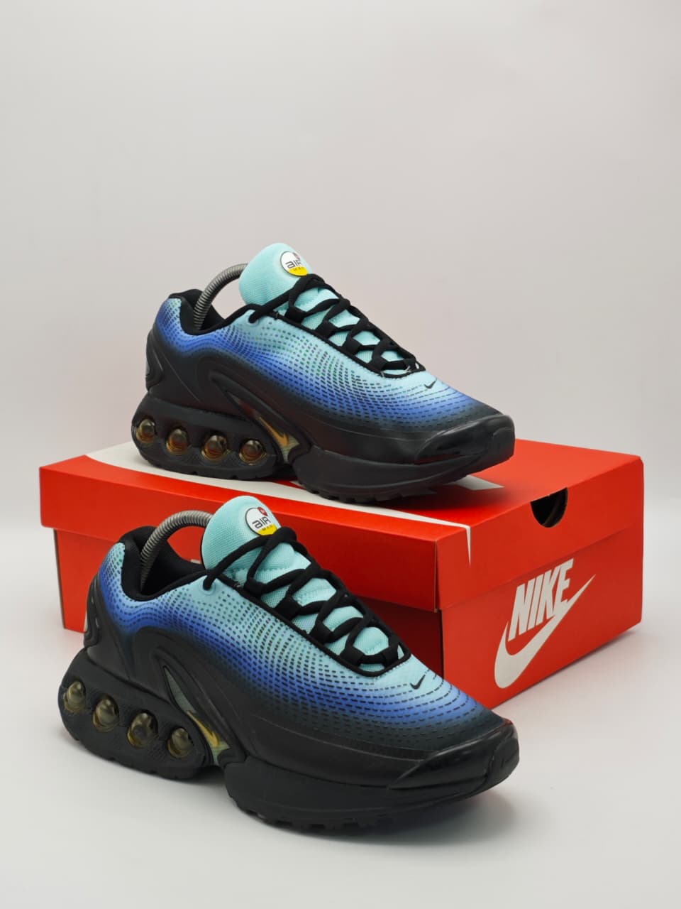Nike Shox R4 Blue Gradient