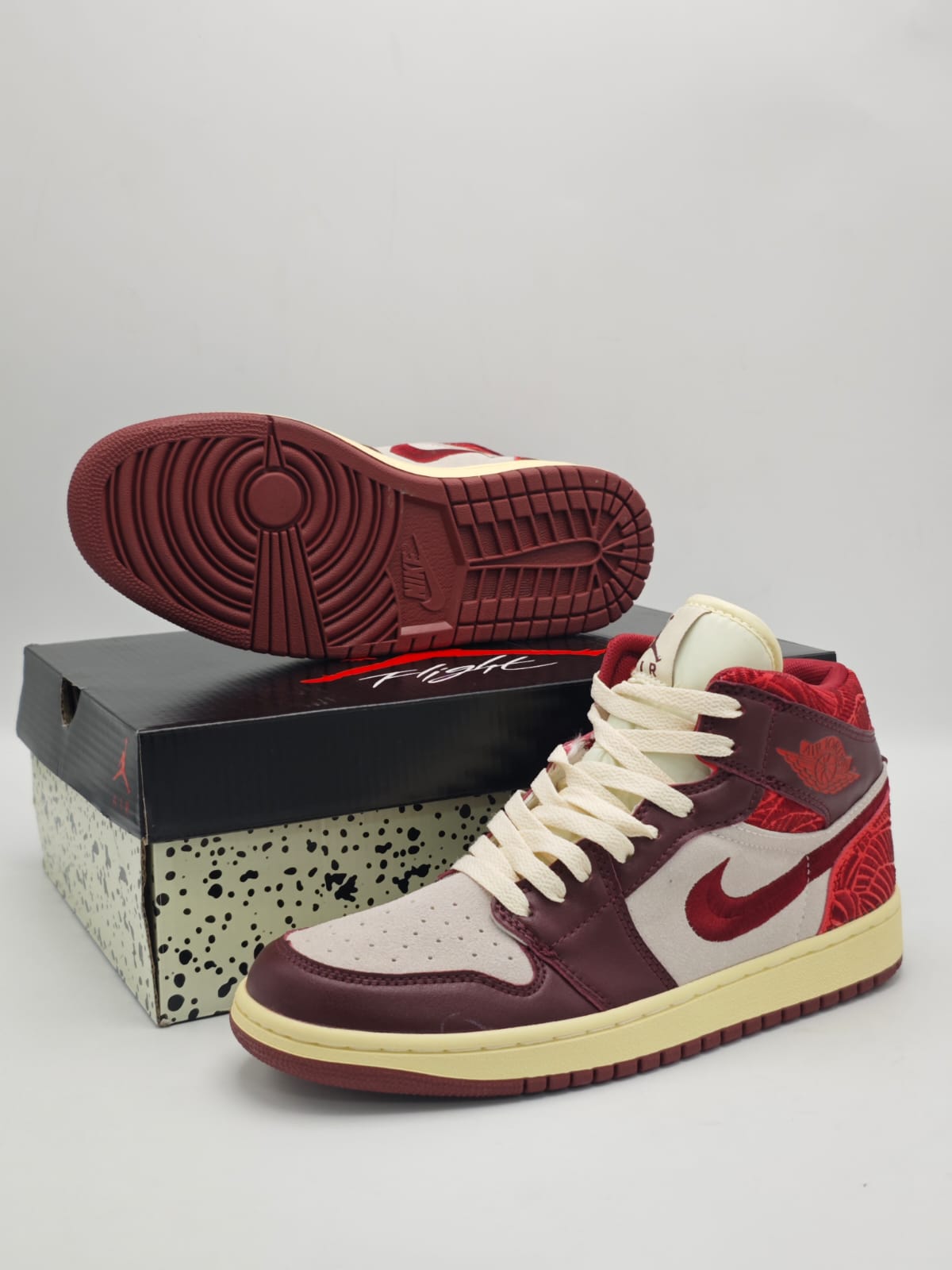 Jordan Retro 1 Red Wave