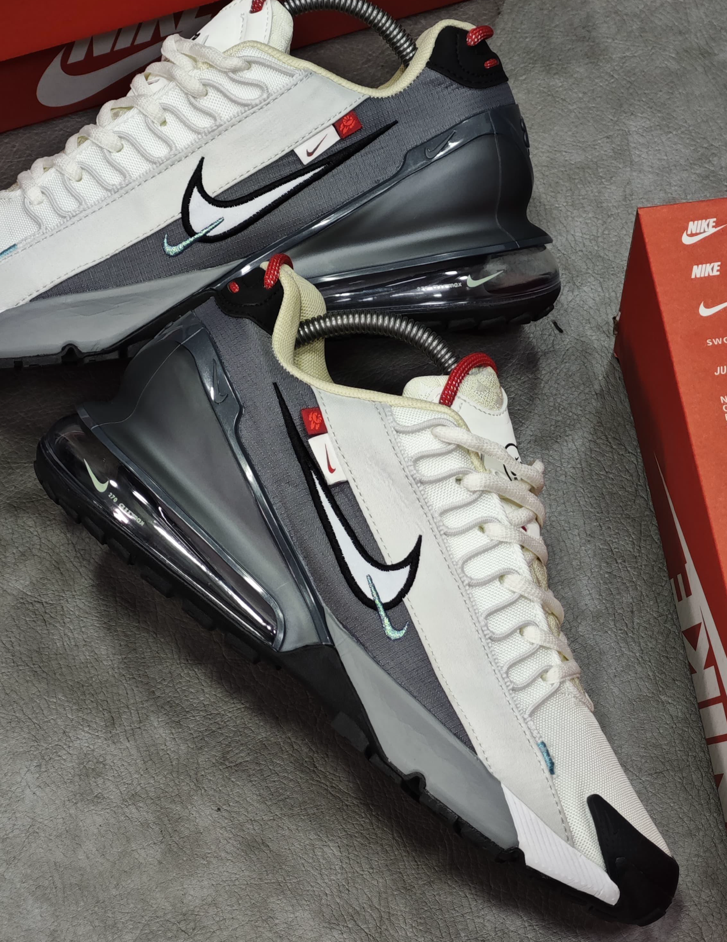 Nike Air Max Pulse Summit White Metallic Silver