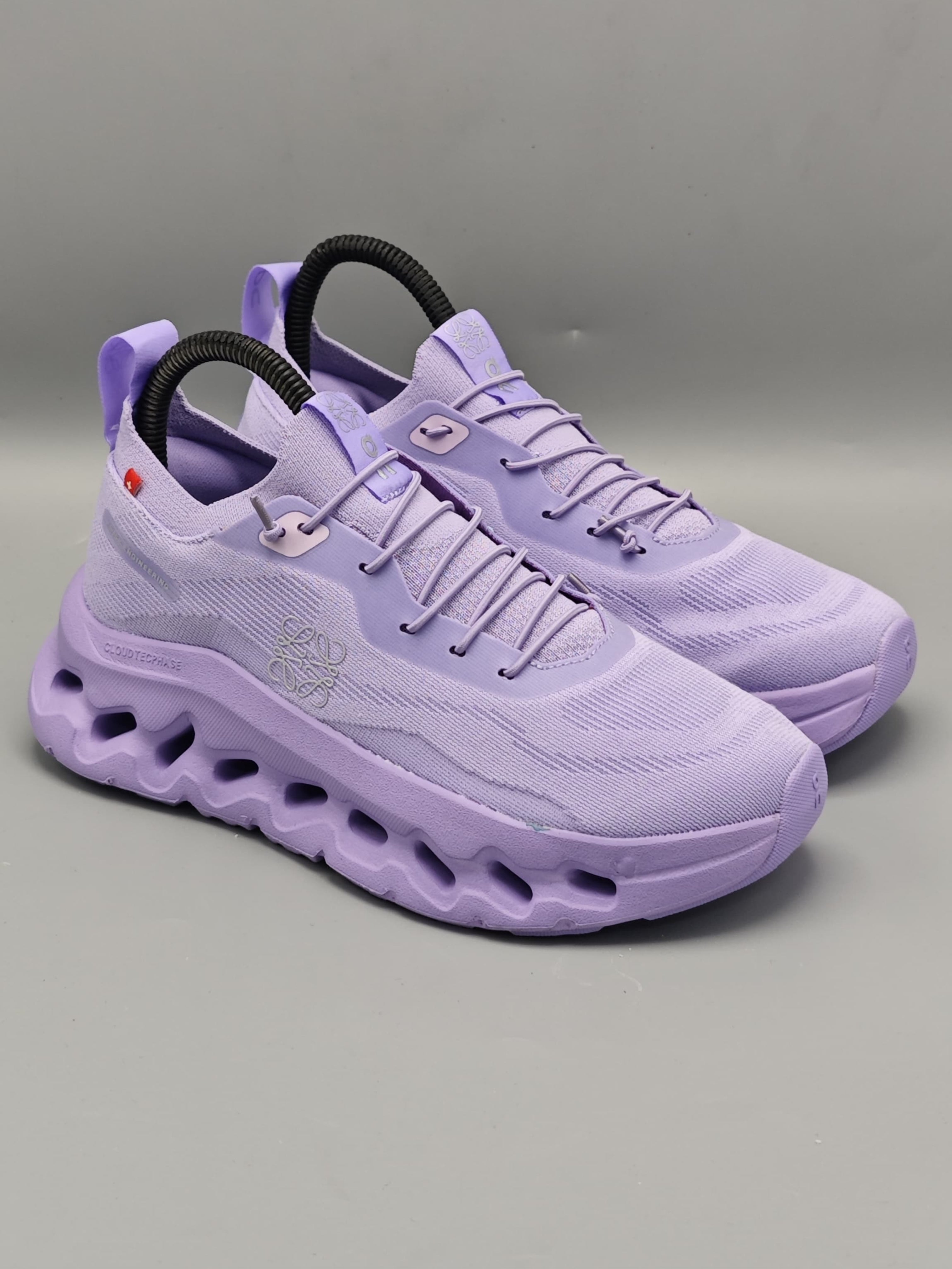 On CloudTec “Loewe Edition”