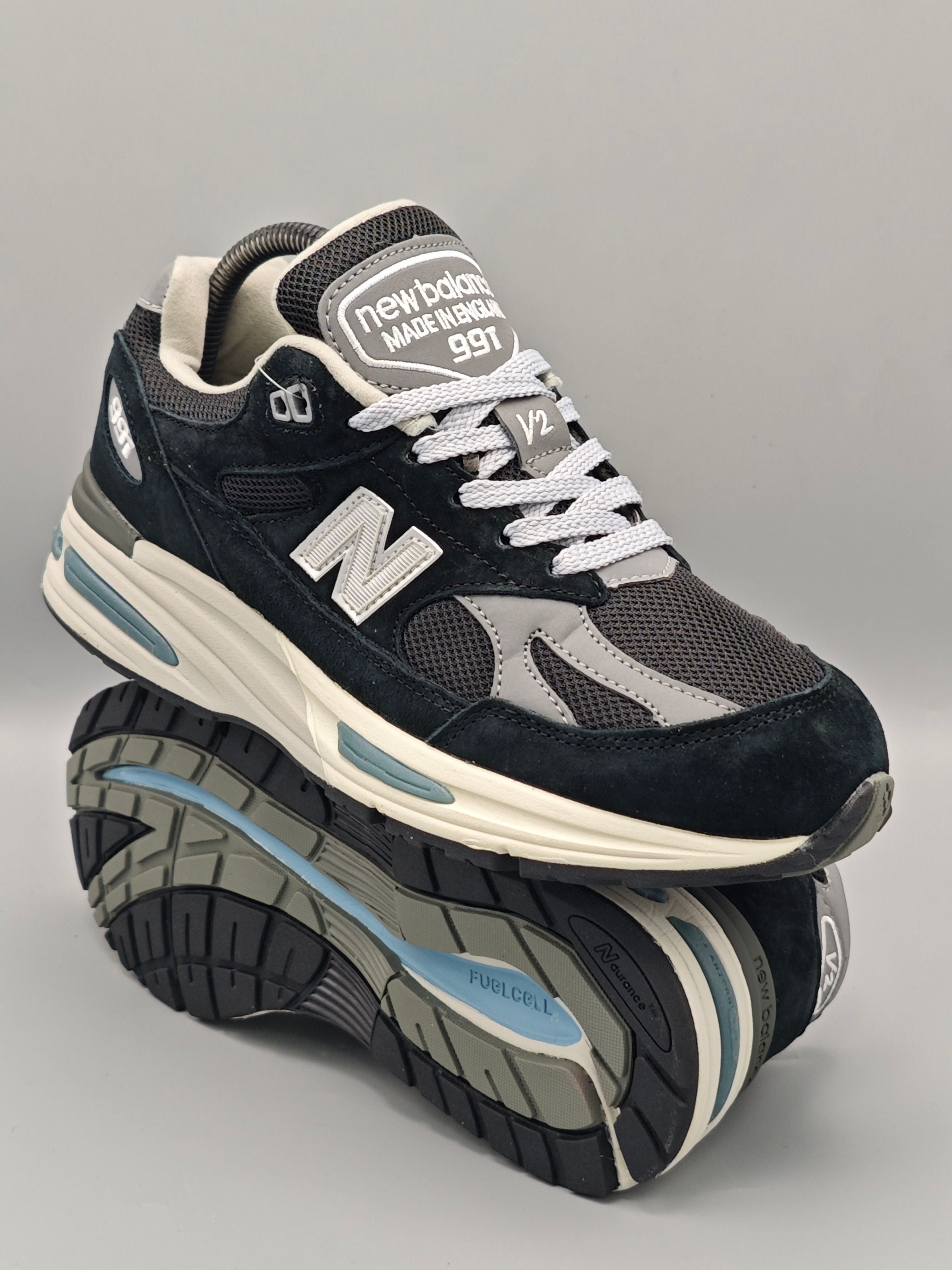 New Balance 991 v2