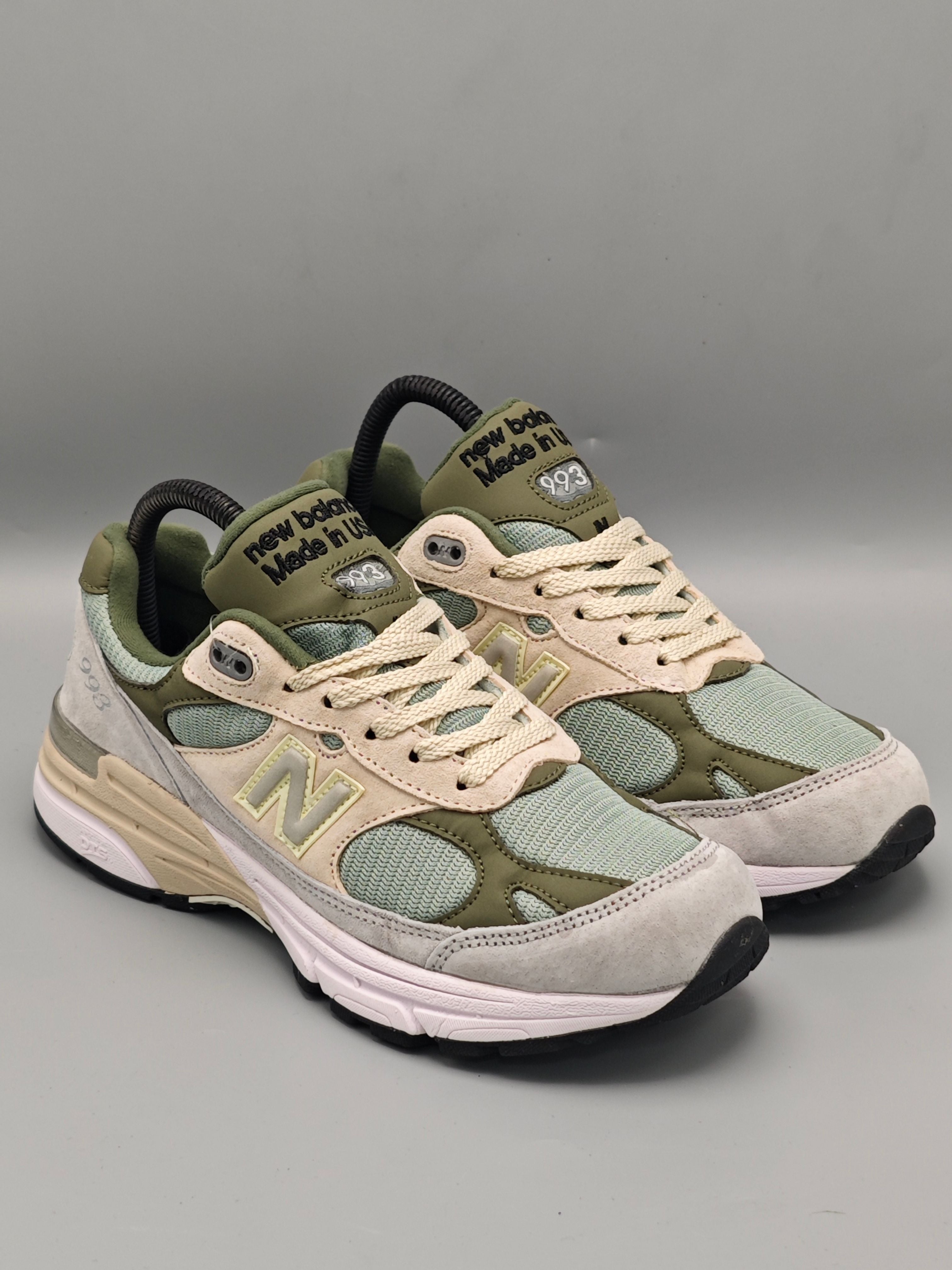 New Balance 993
