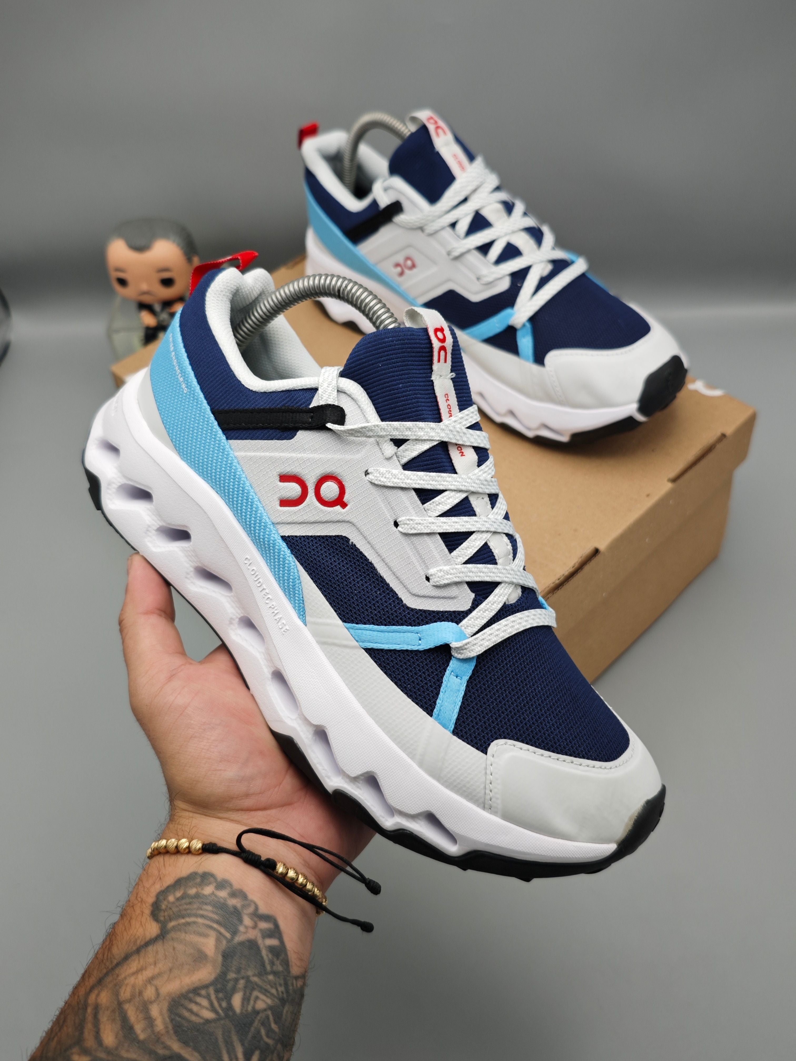 On Running Cloudnova