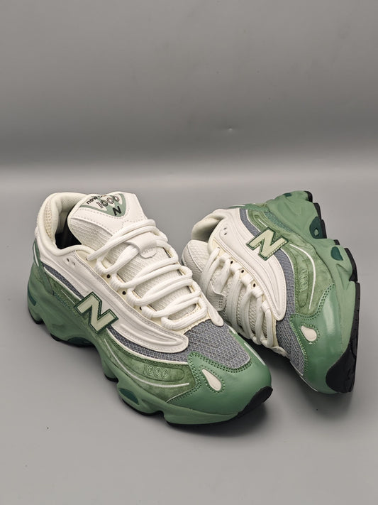 New Balance 1000 Green