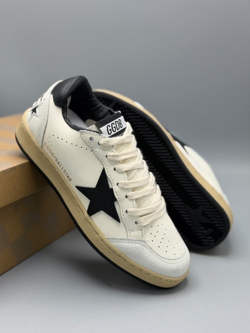 Golden Goose Ball Star "Black Star"