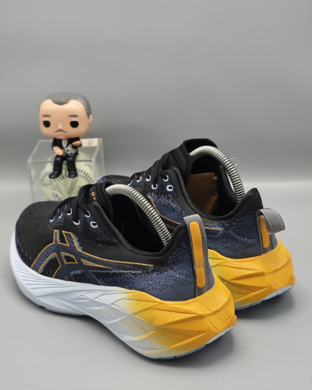 ASICS Novablast 4
