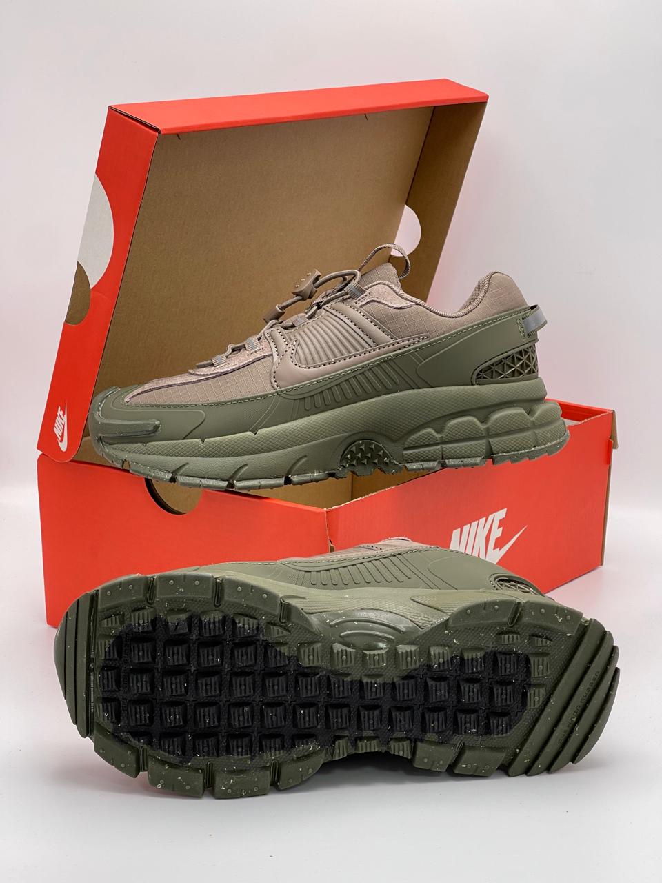 Nike Zoom Vomero 5 "Olive Earth"