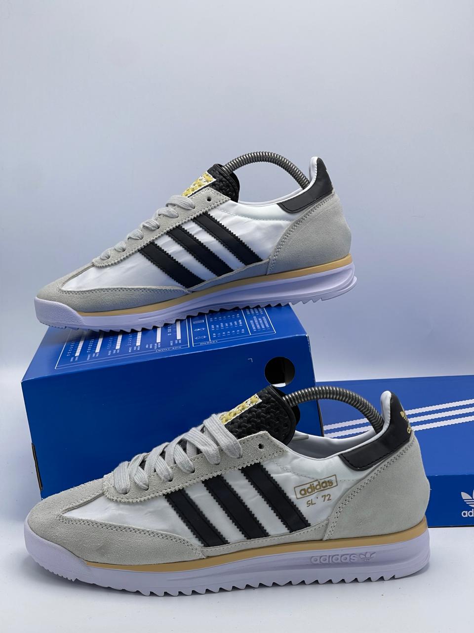 Adidas SL 72