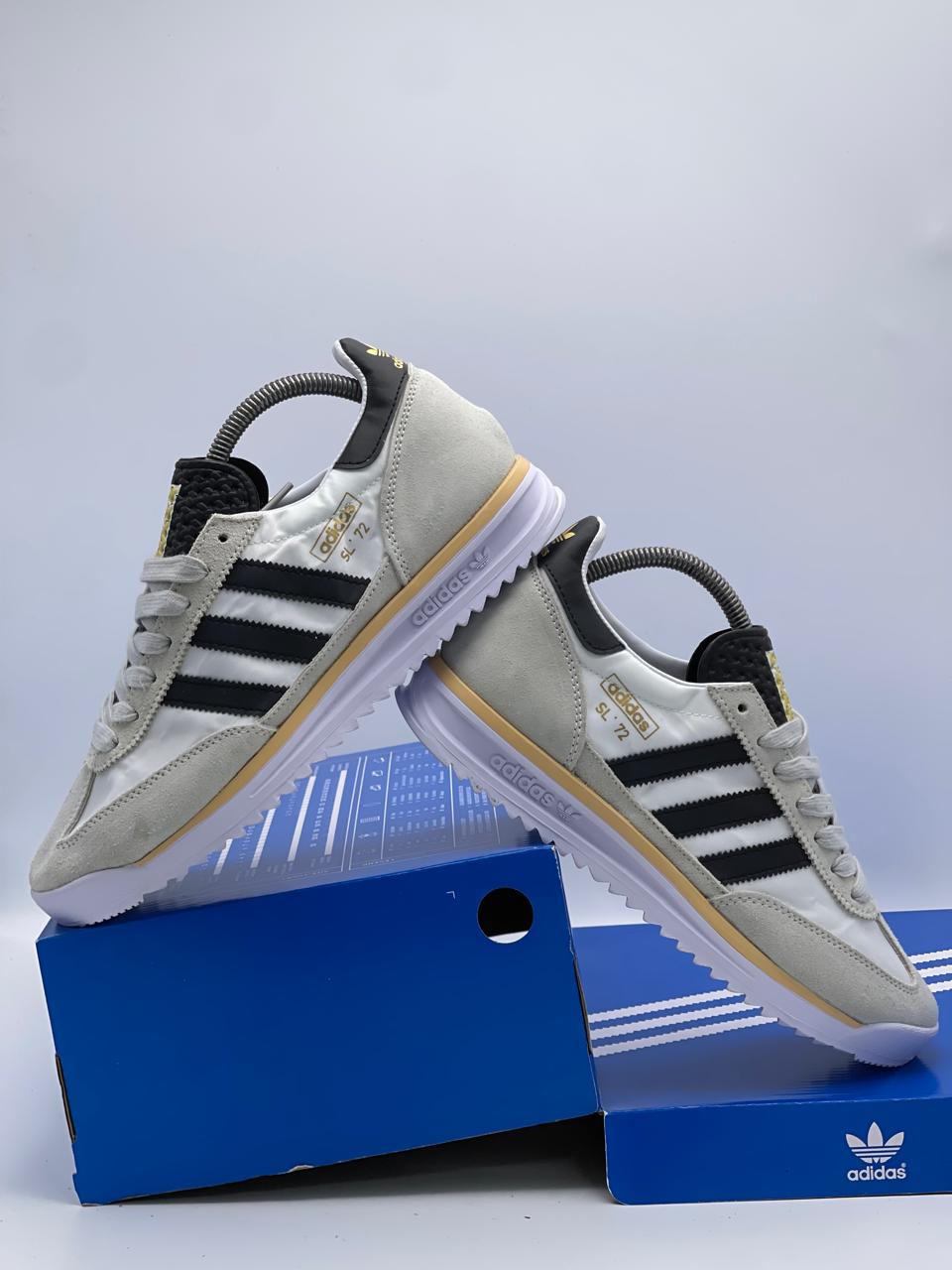 Adidas SL 72